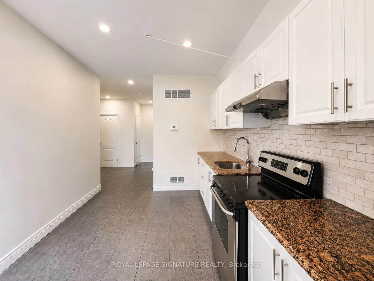 15 Barrie Street #Upper 1