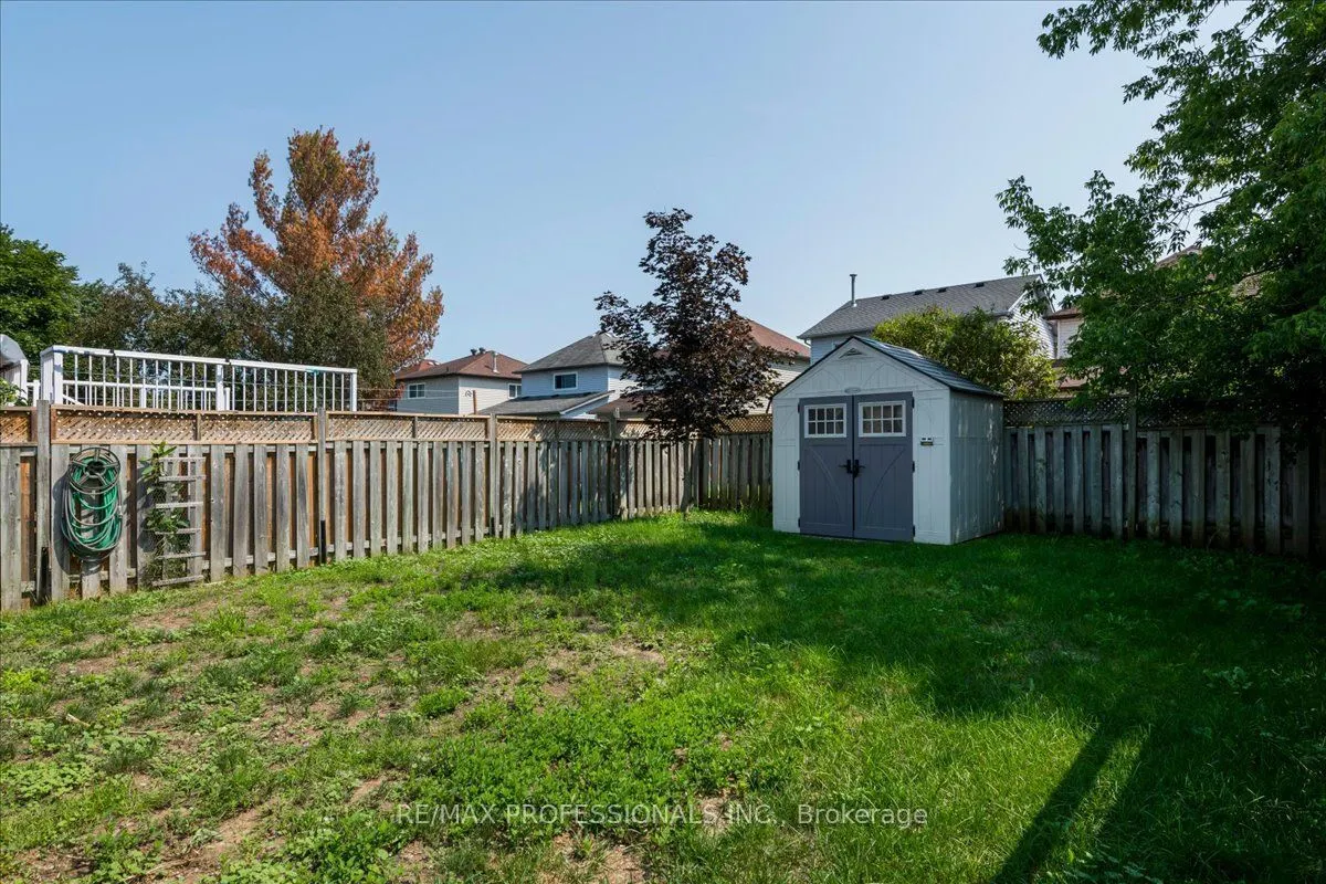 10 Corrie Crescent