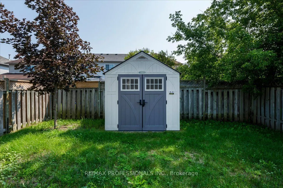 10 Corrie Crescent