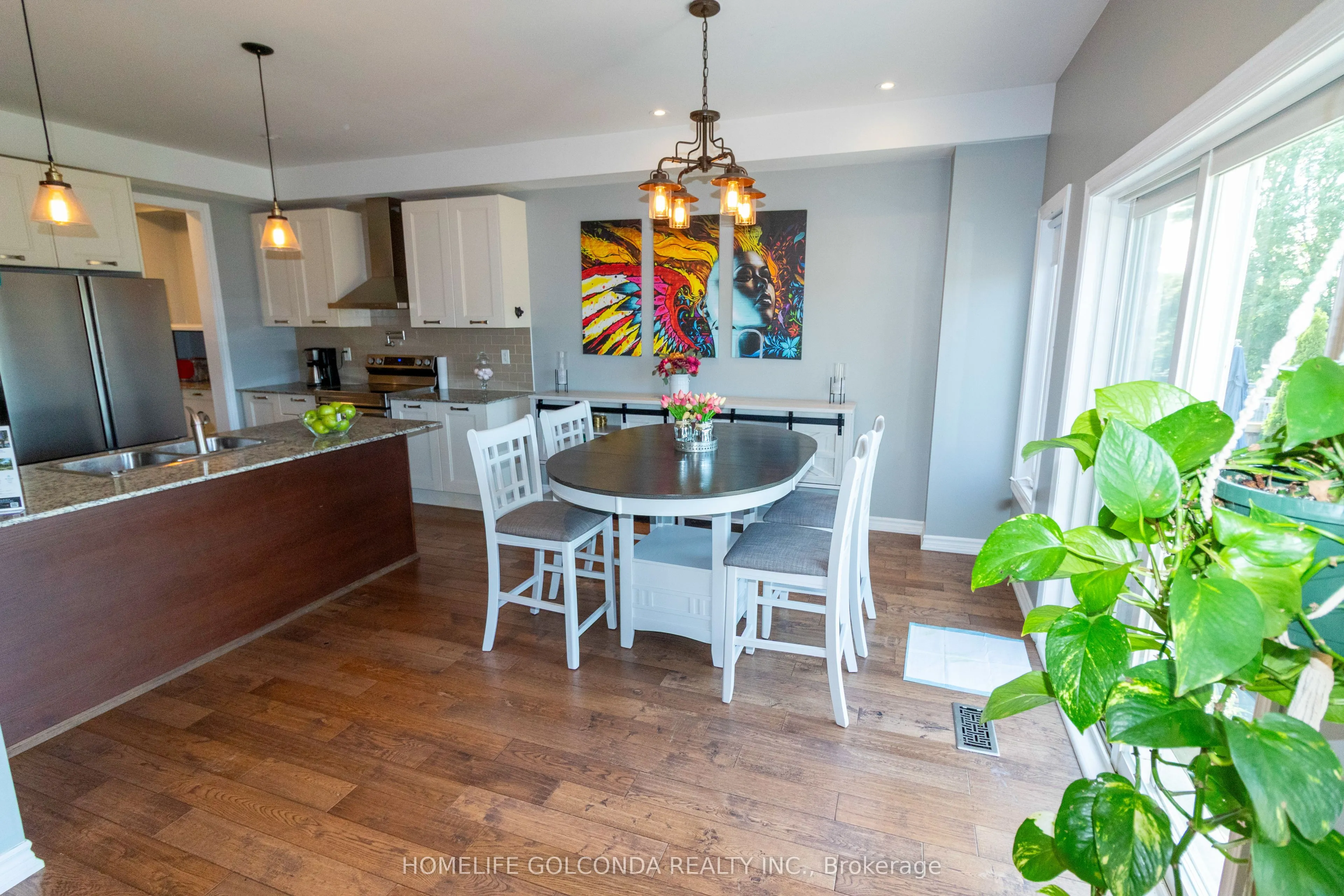40 Ridge Gate Crescent