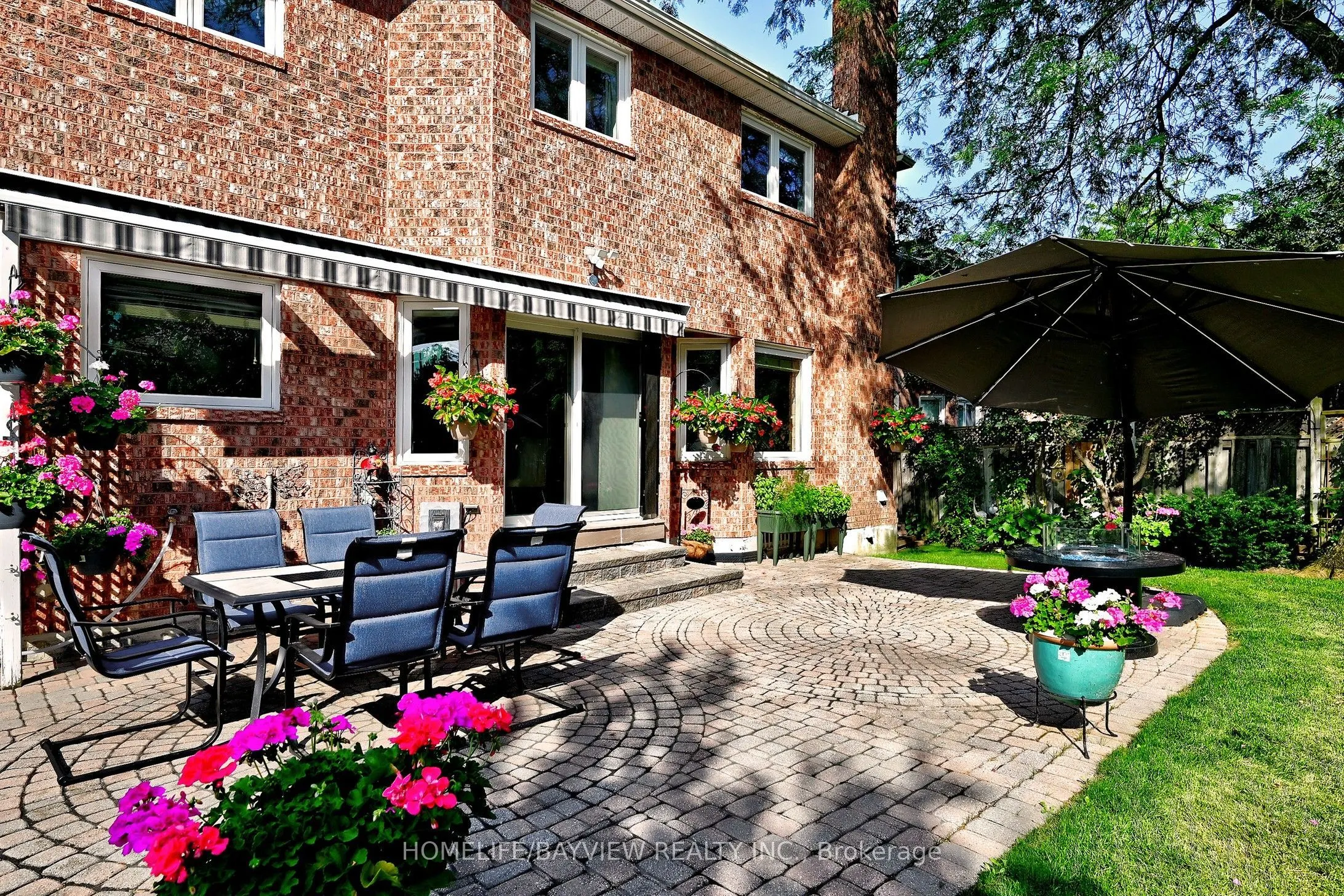 58 Thornbrook Court