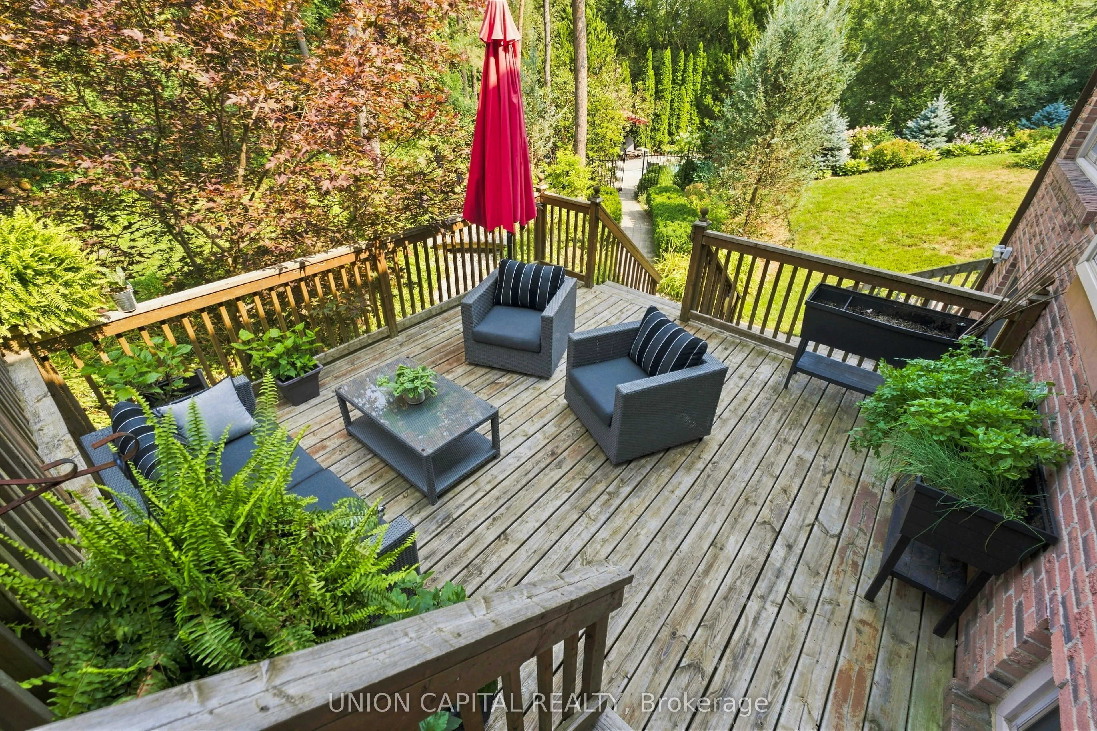 22 Cynthia Crescent