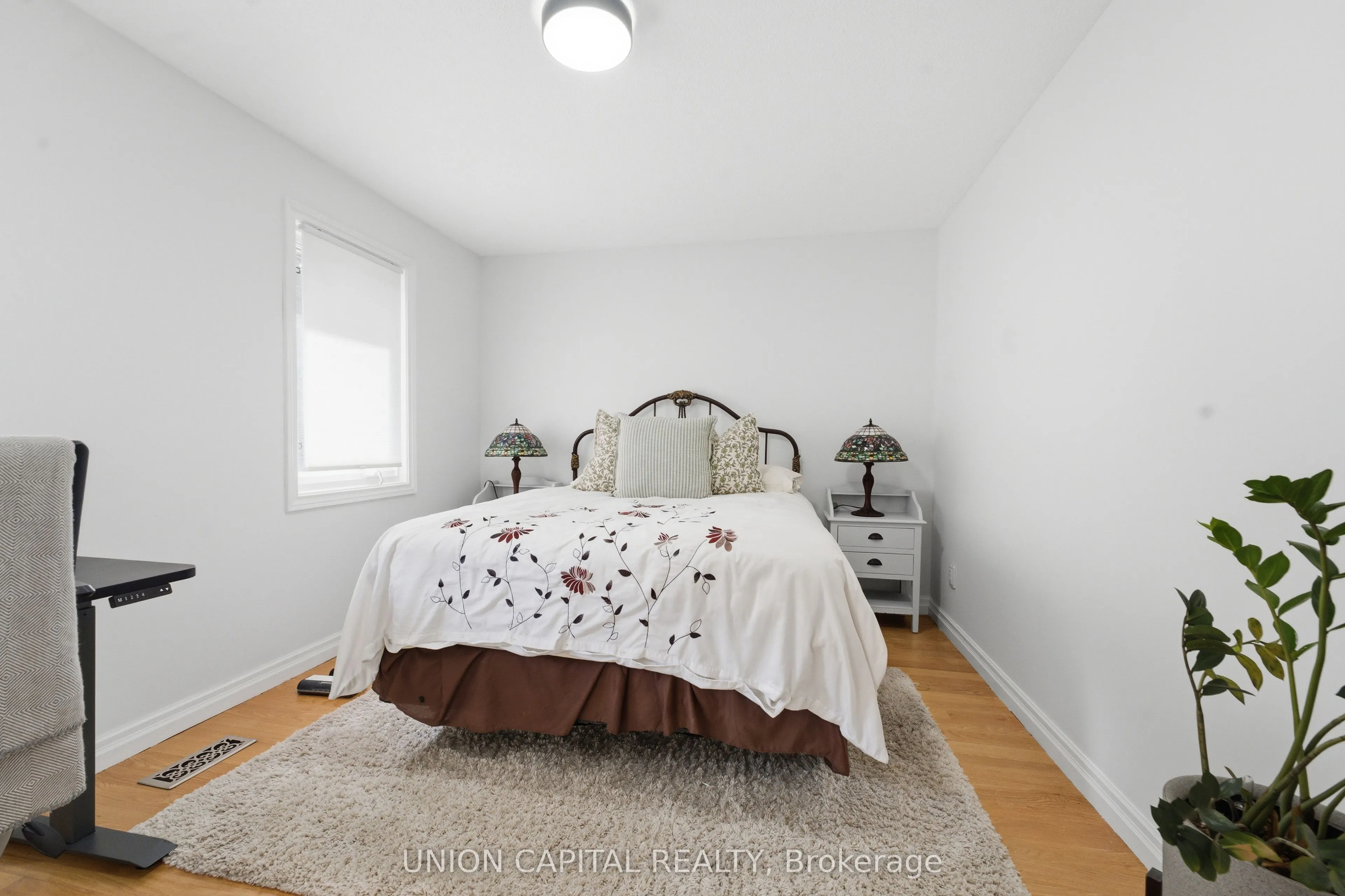22 Cynthia Crescent