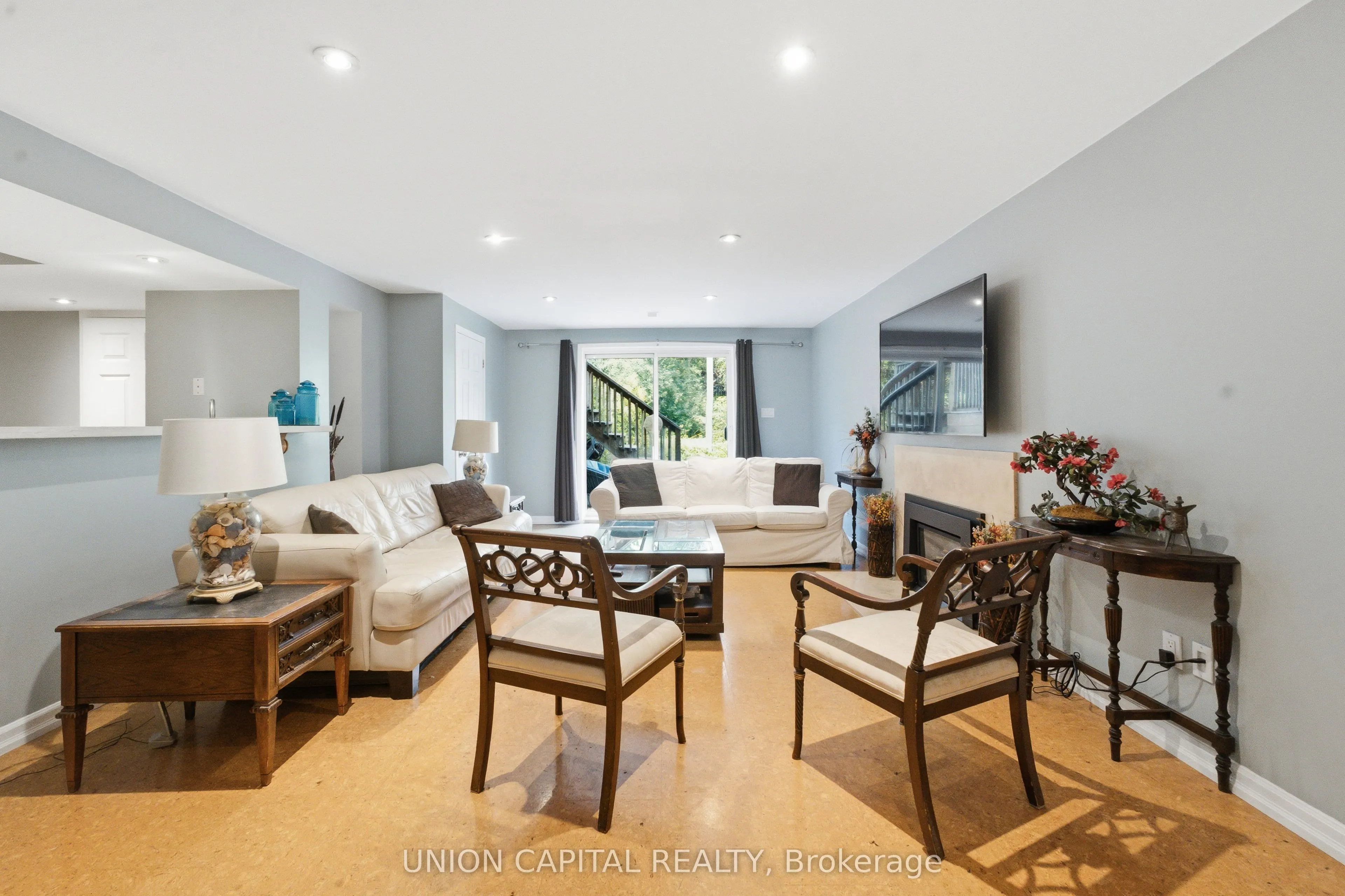 22 Cynthia Crescent