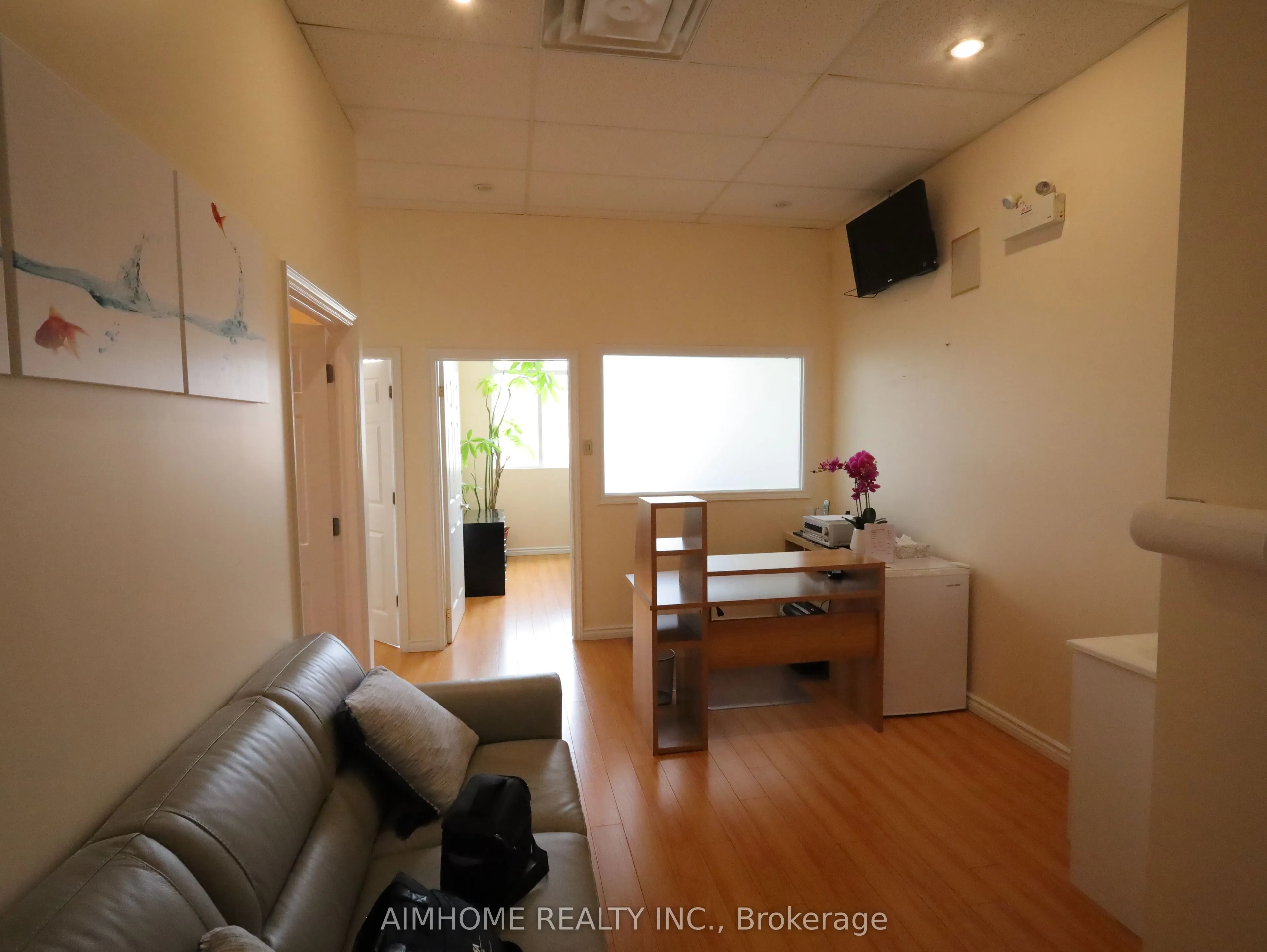 8787 Woodbine Avenue #226