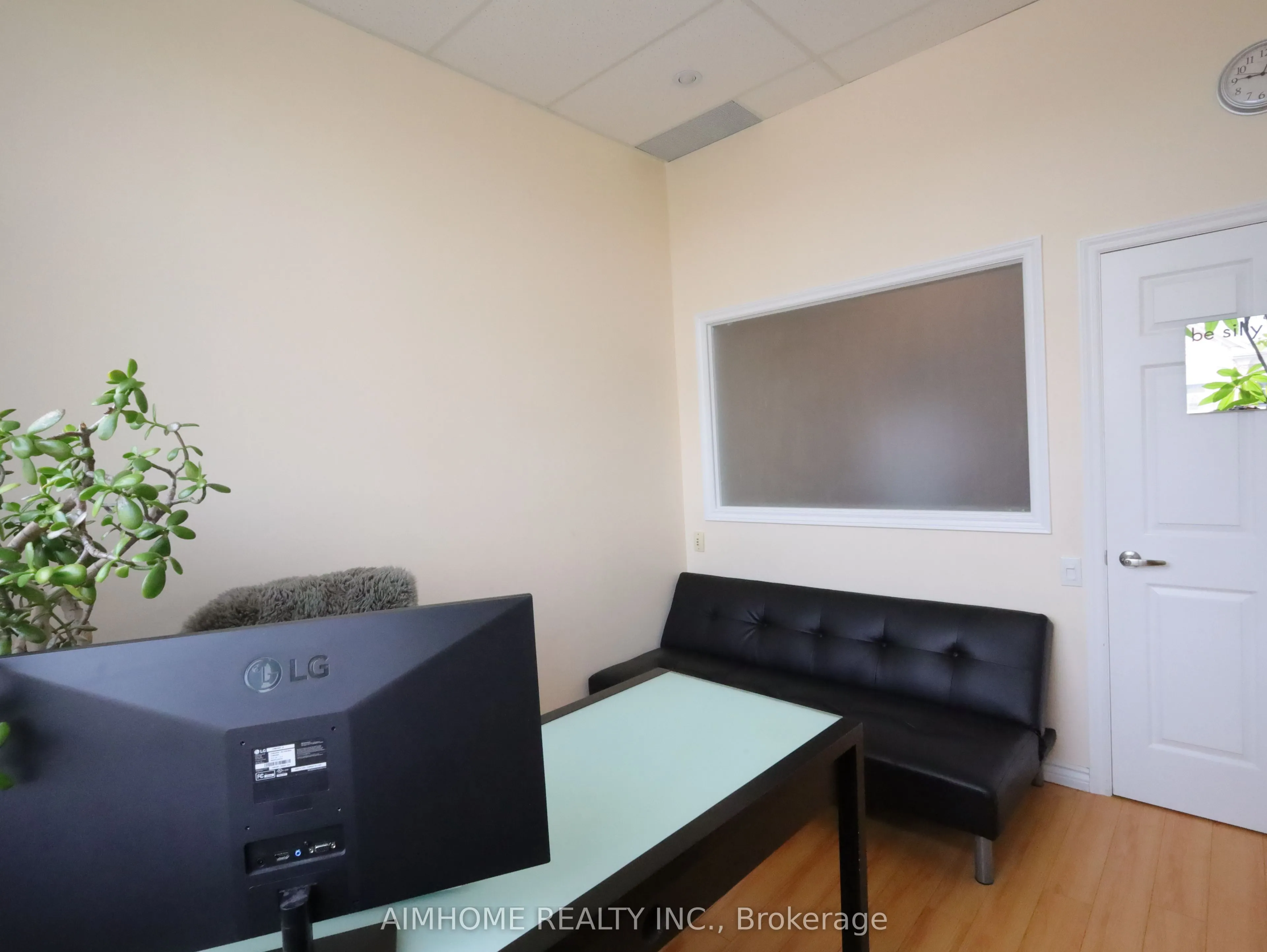 8787 Woodbine Avenue #226