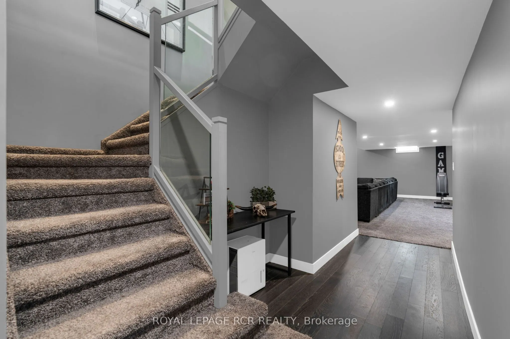 20 Douglas Drive