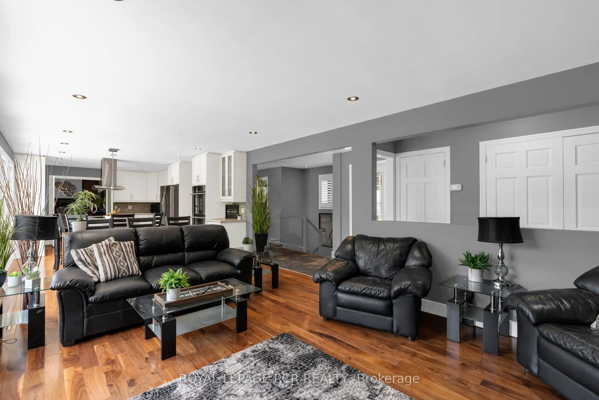 20 Douglas Drive
