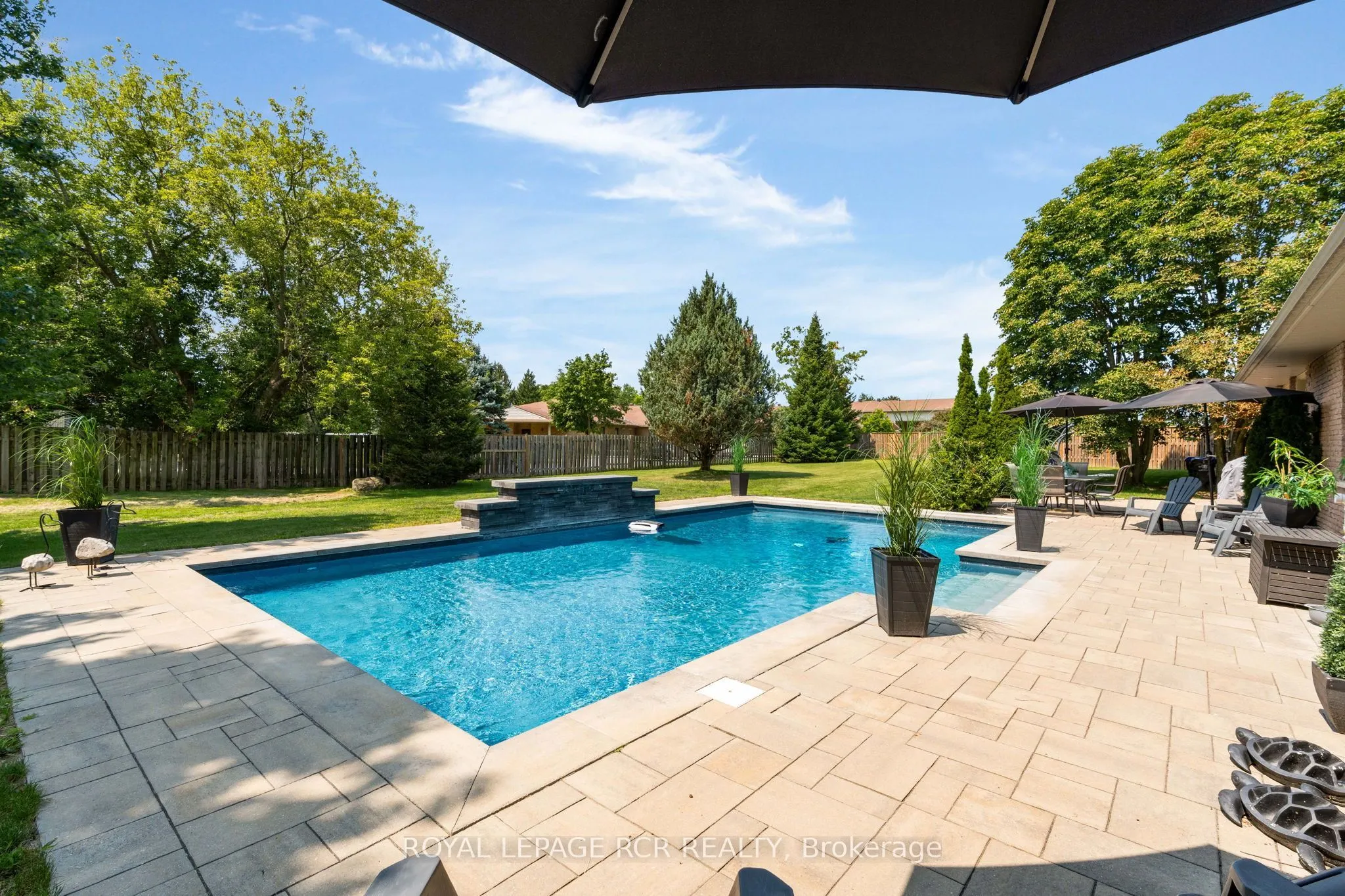 20 Douglas Drive