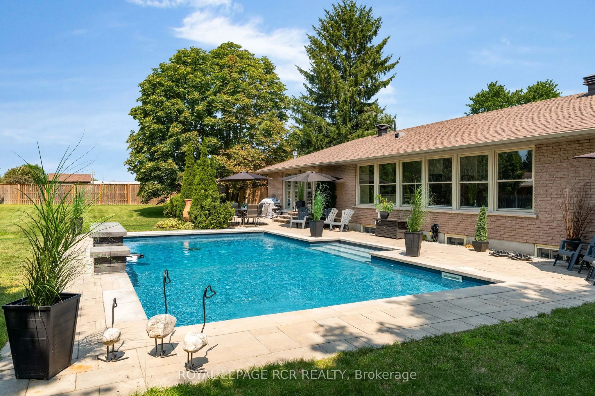 20 Douglas Drive