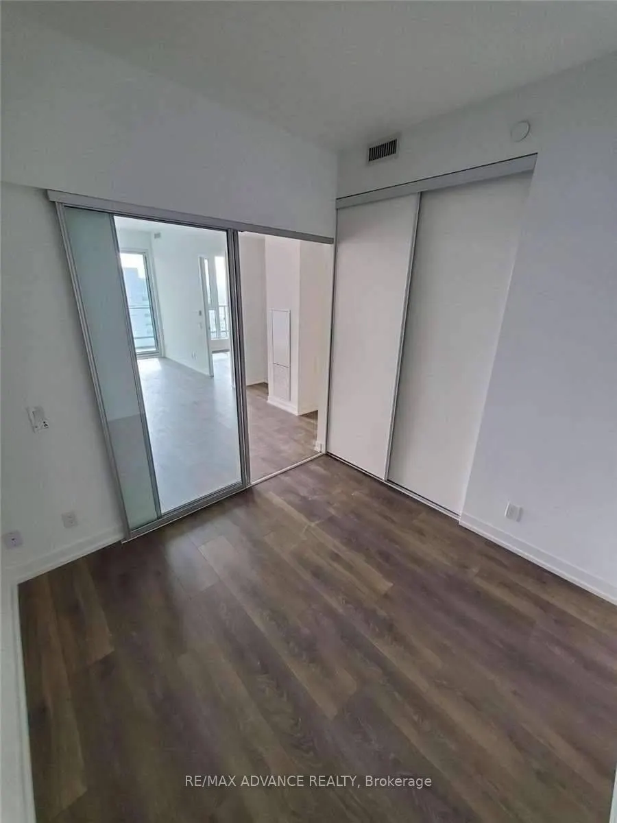 5 Buttermill Avenue #2008