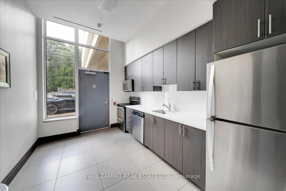 7890 Bathurst Street #203
