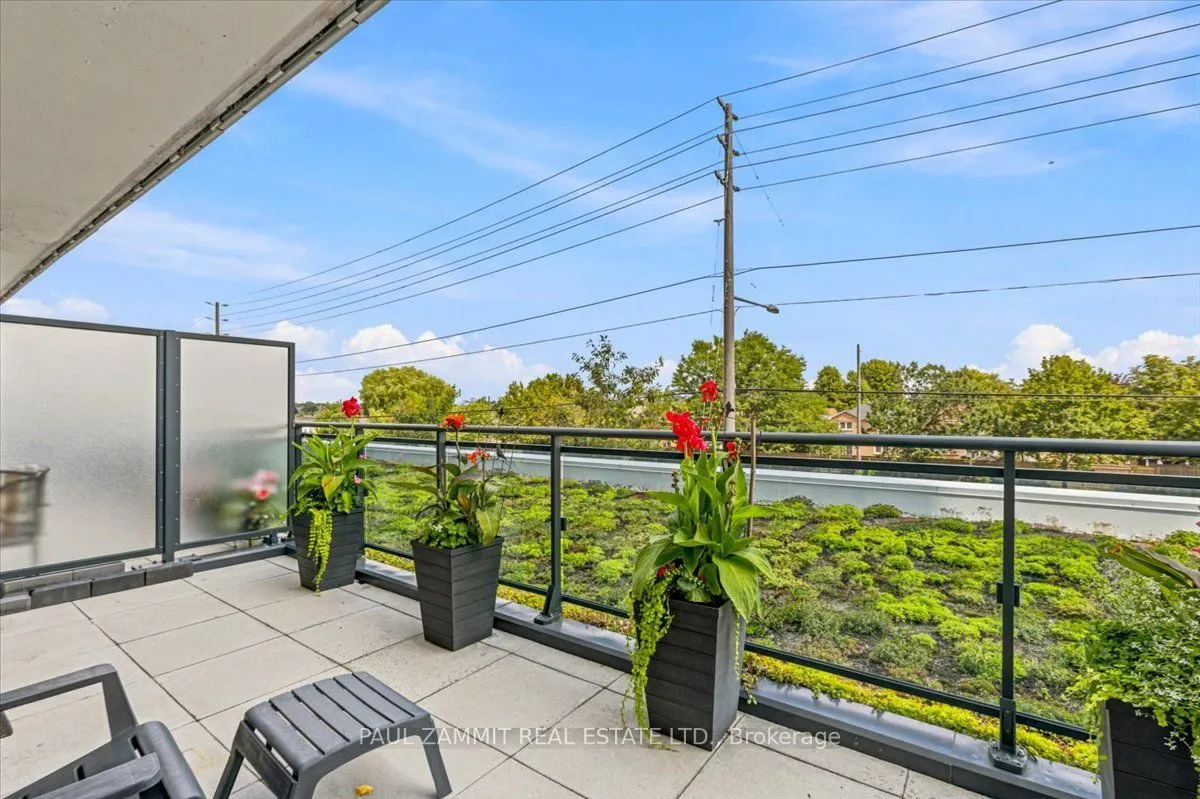 7890 Bathurst Street #203