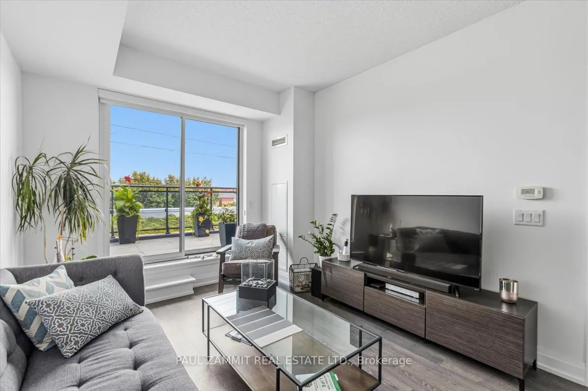 7890 Bathurst Street #203
