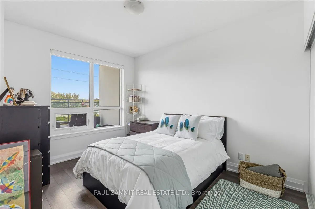 7890 Bathurst Street #203