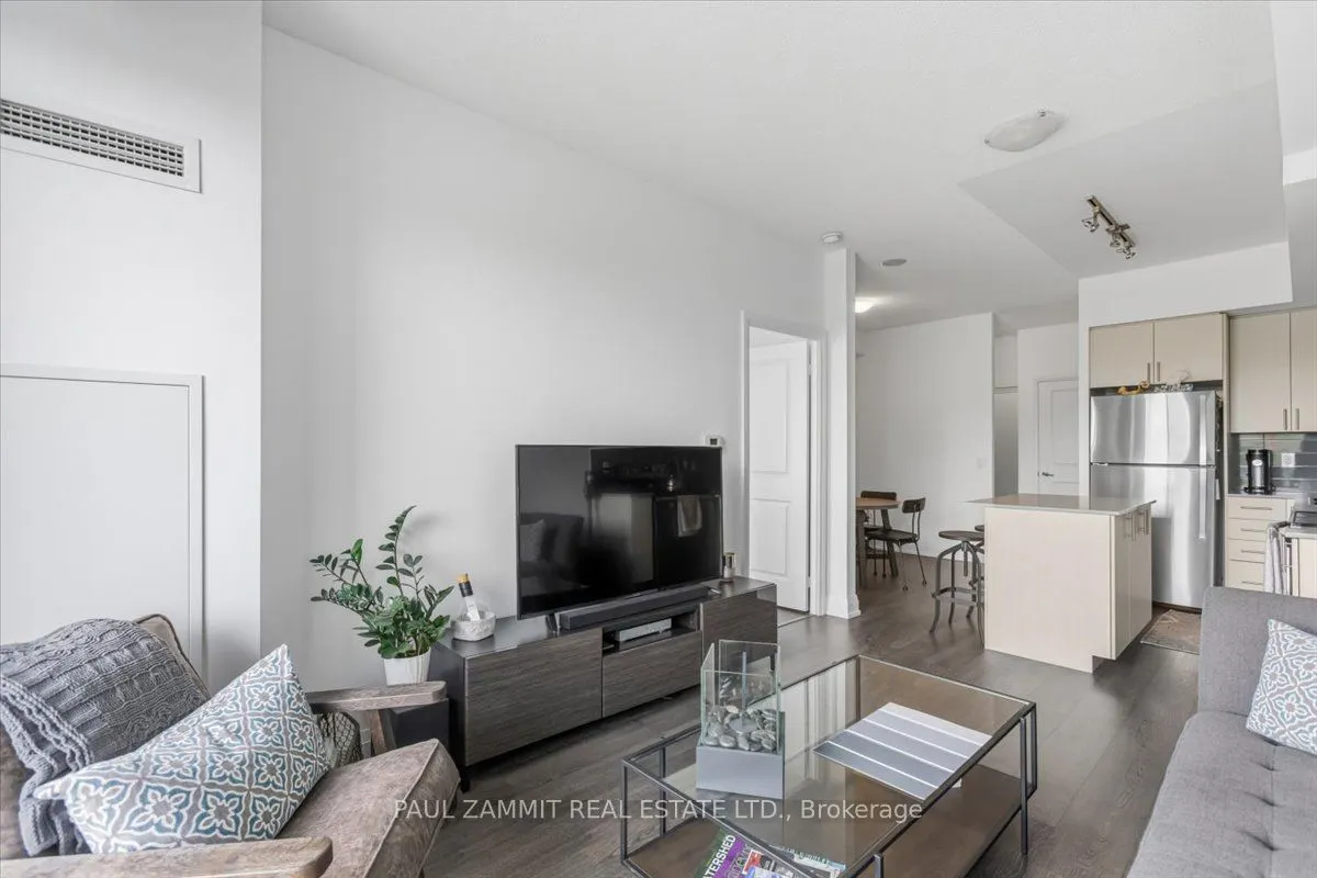 7890 Bathurst Street #203