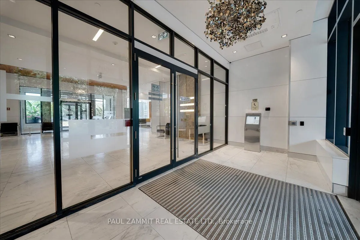 7890 Bathurst Street #203
