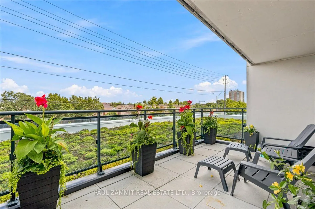 7890 Bathurst Street #203