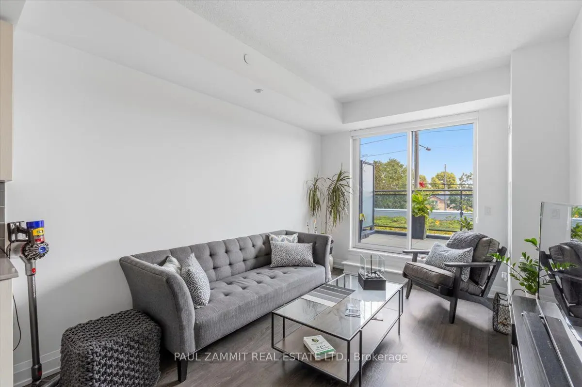 7890 Bathurst Street #203