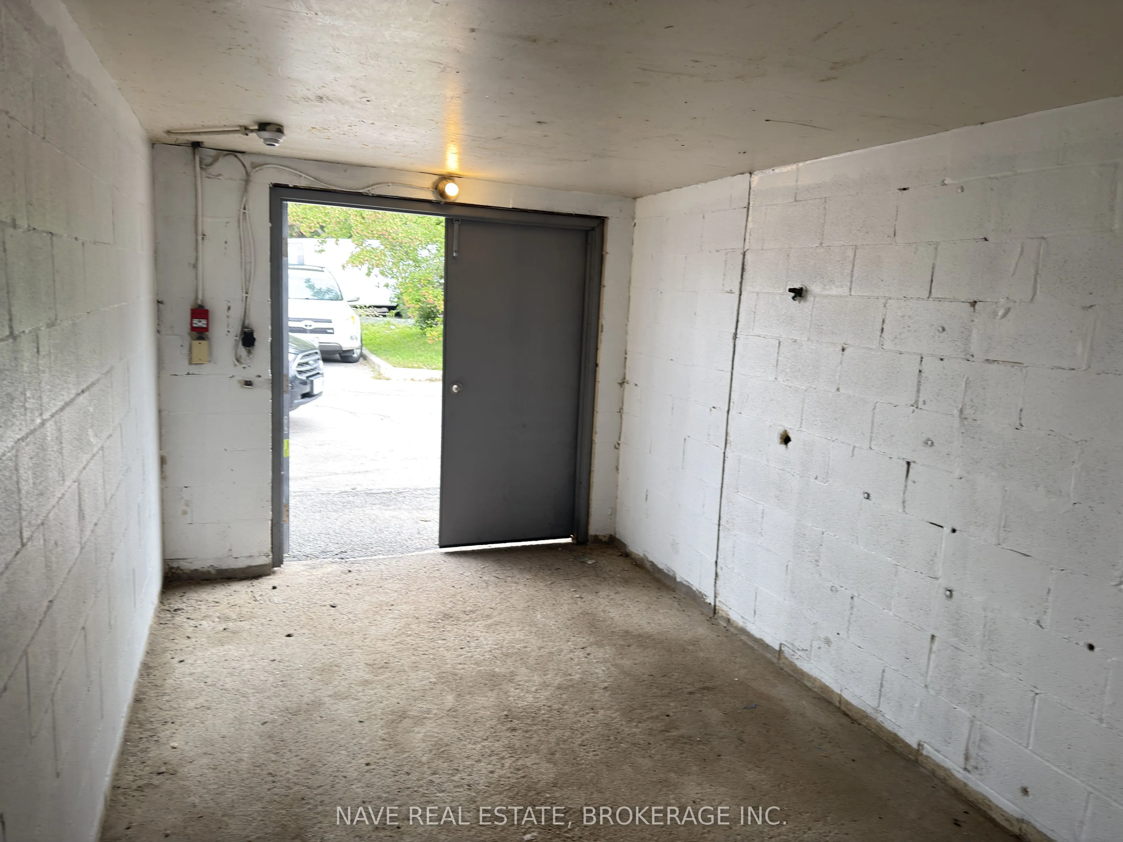 16925 Yonge Street #26
