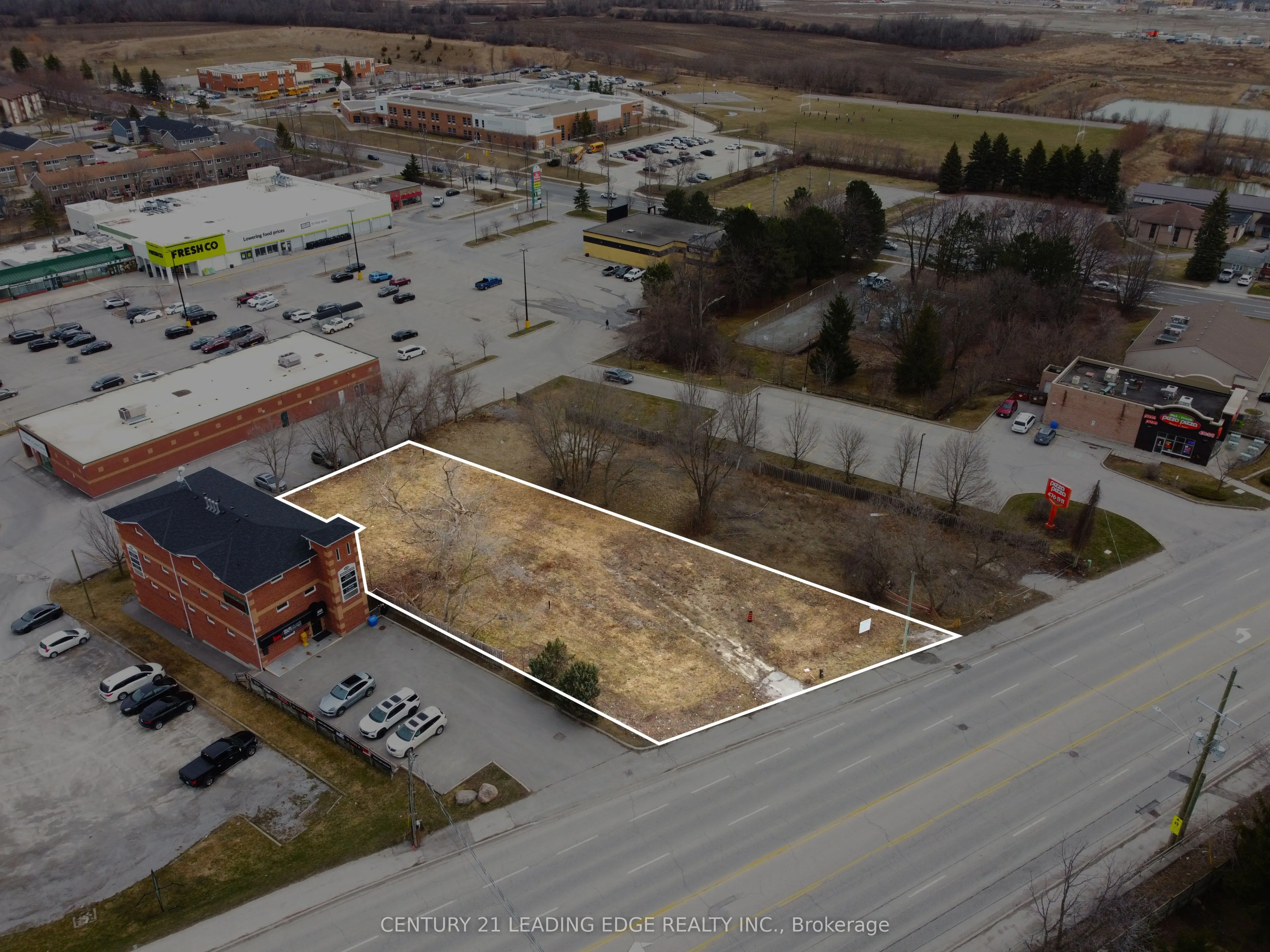 451 The Queensway S