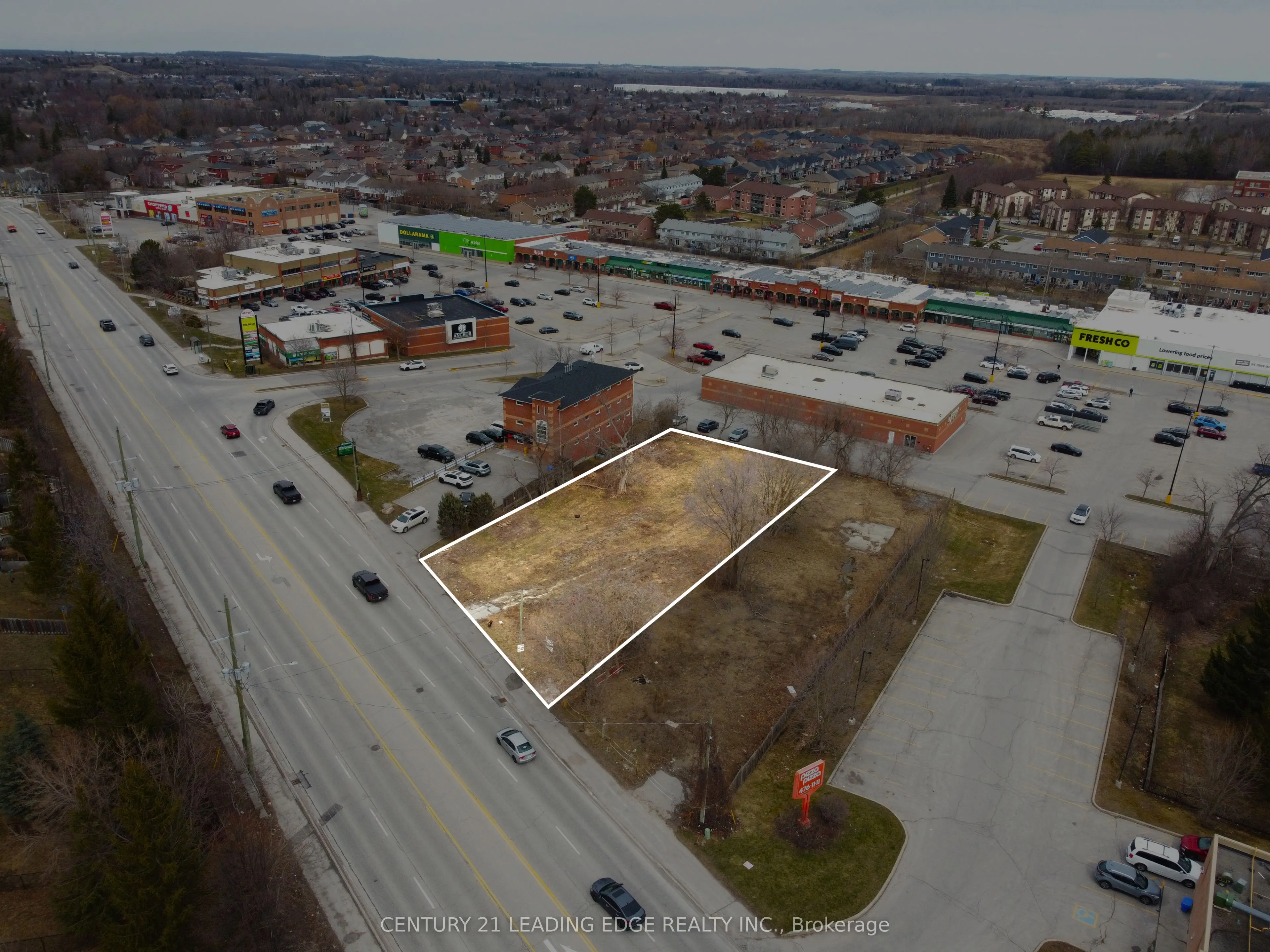 451 The Queensway S