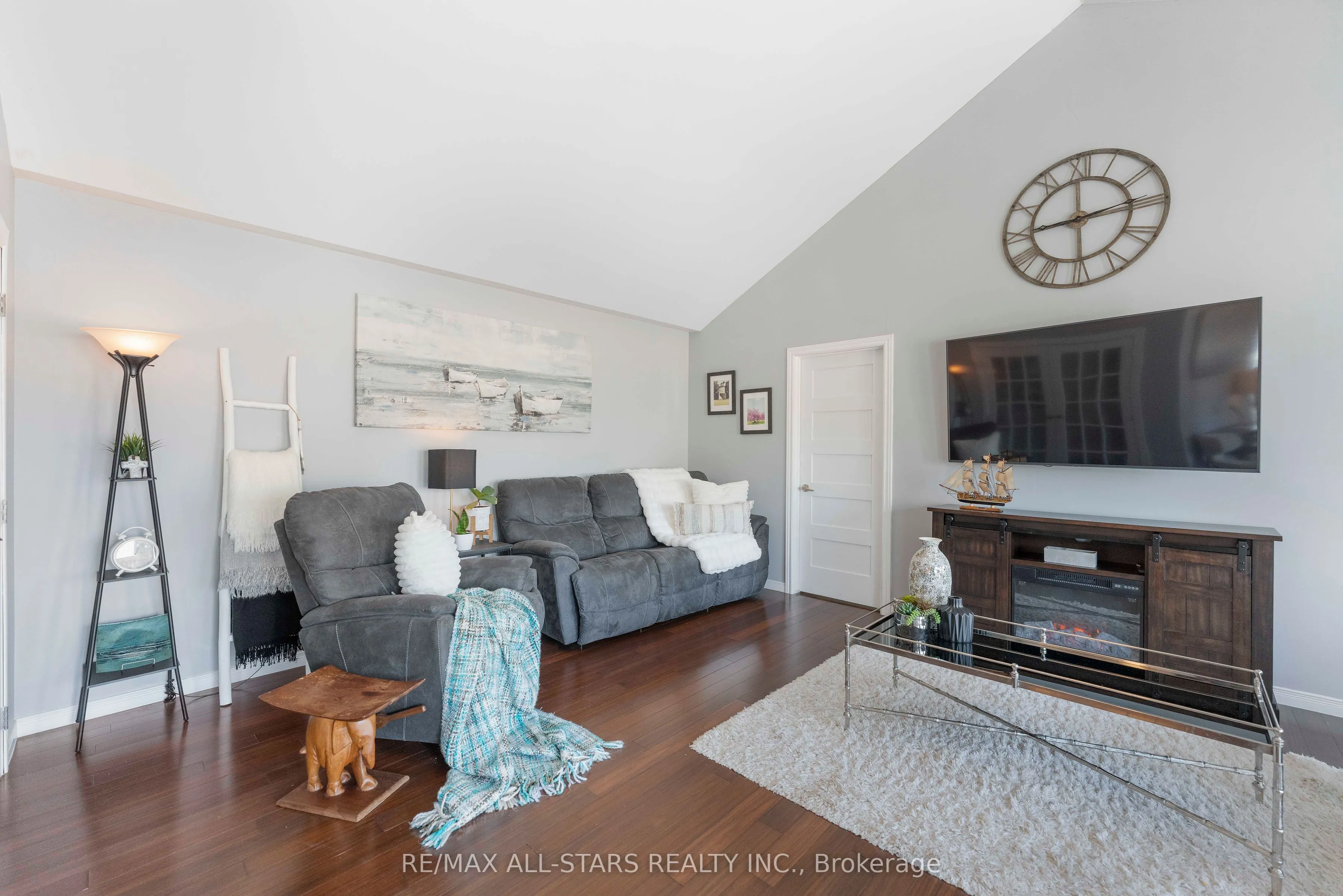39 Franklin Beach Road