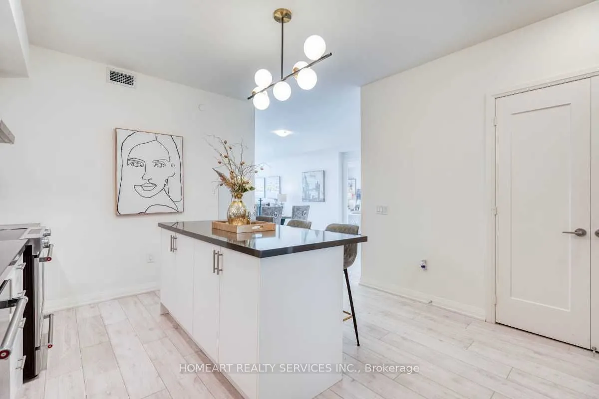 8960 Jane Street #314