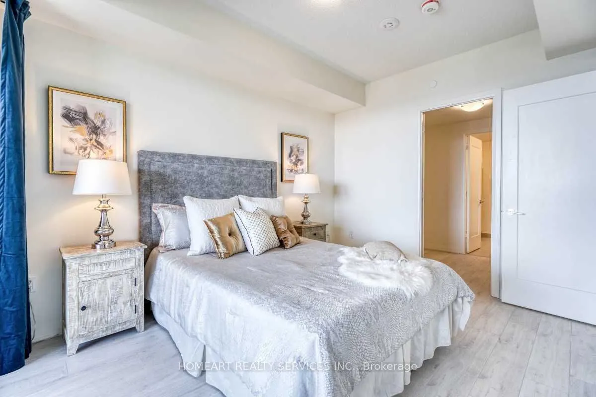 8960 Jane Street #314