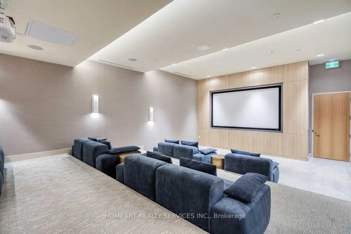 8960 Jane Street #314