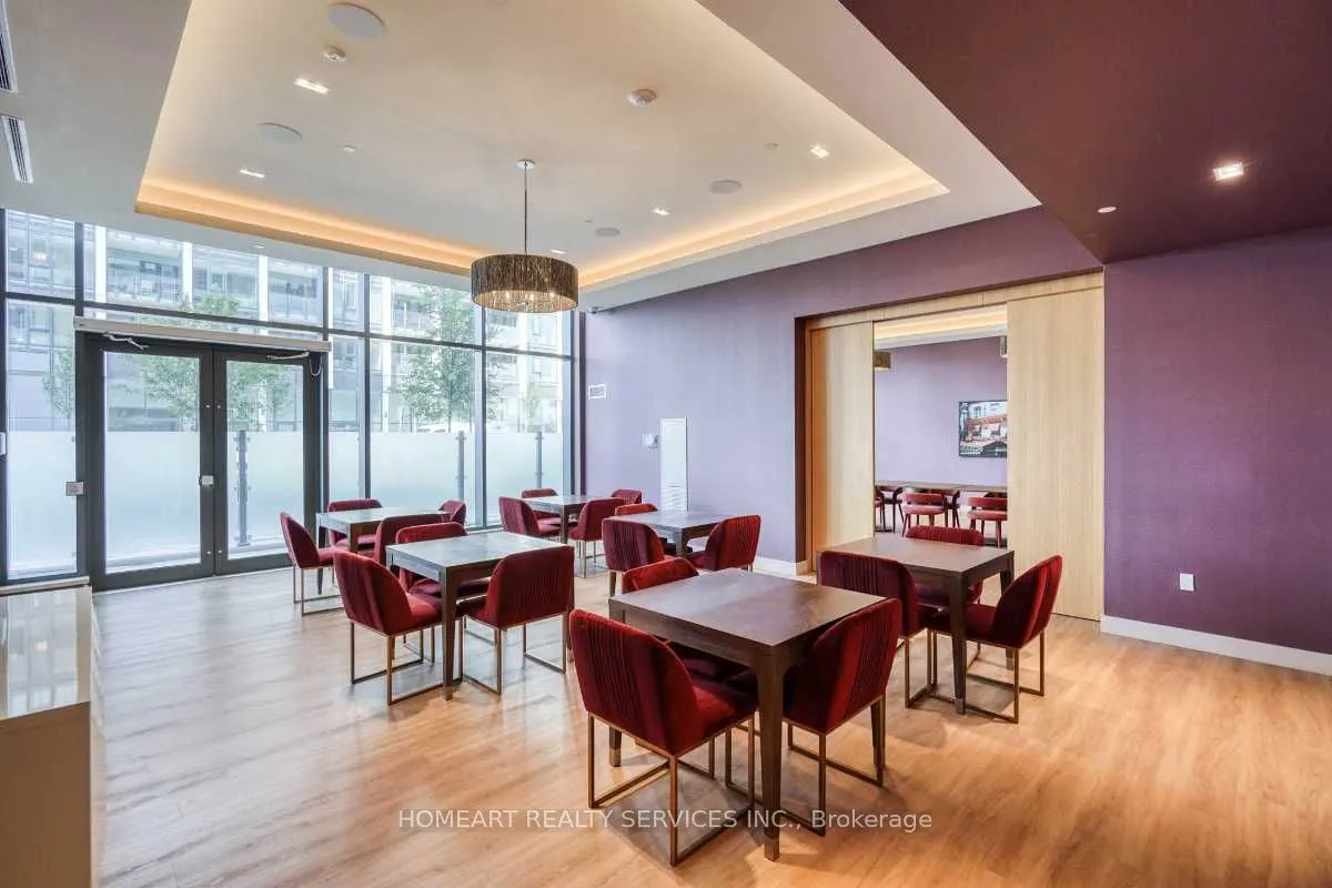 8960 Jane Street #314