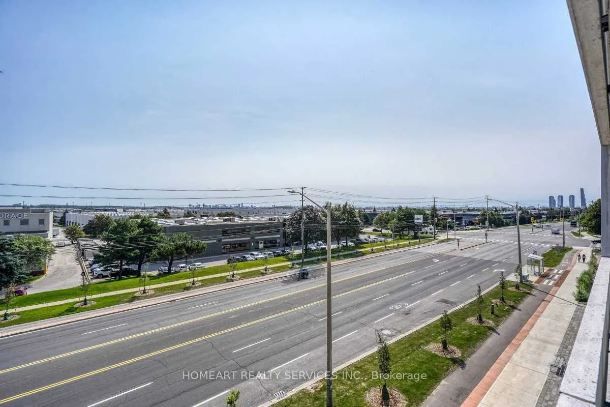 8960 Jane Street #314