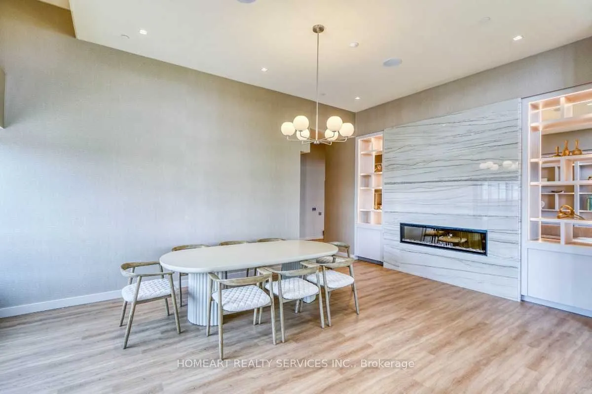 8960 Jane Street #314