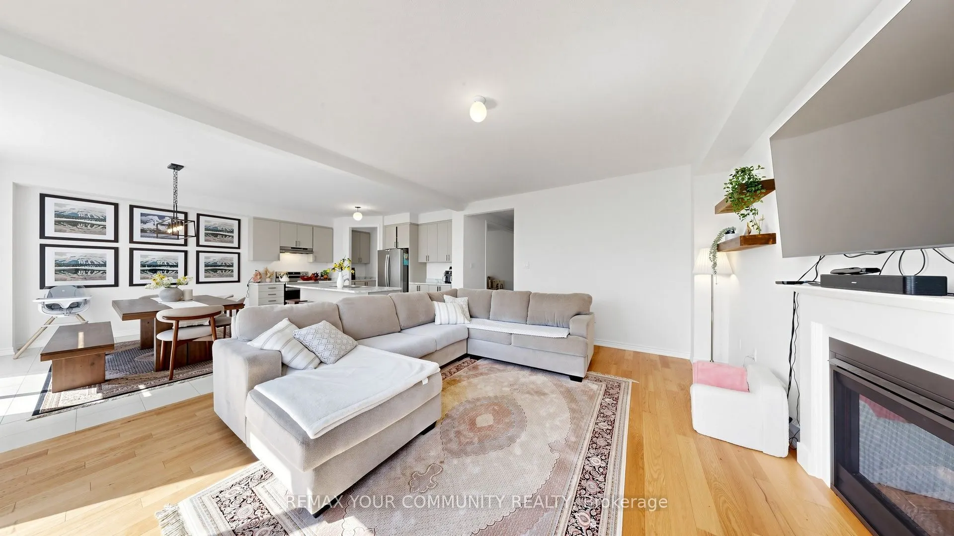 32 Baycroft Boulevard