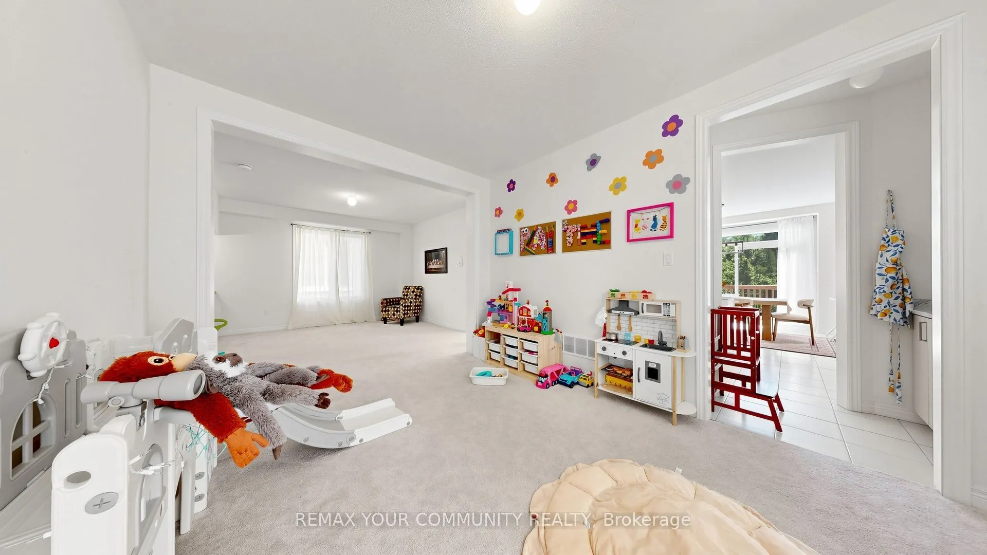 32 Baycroft Boulevard