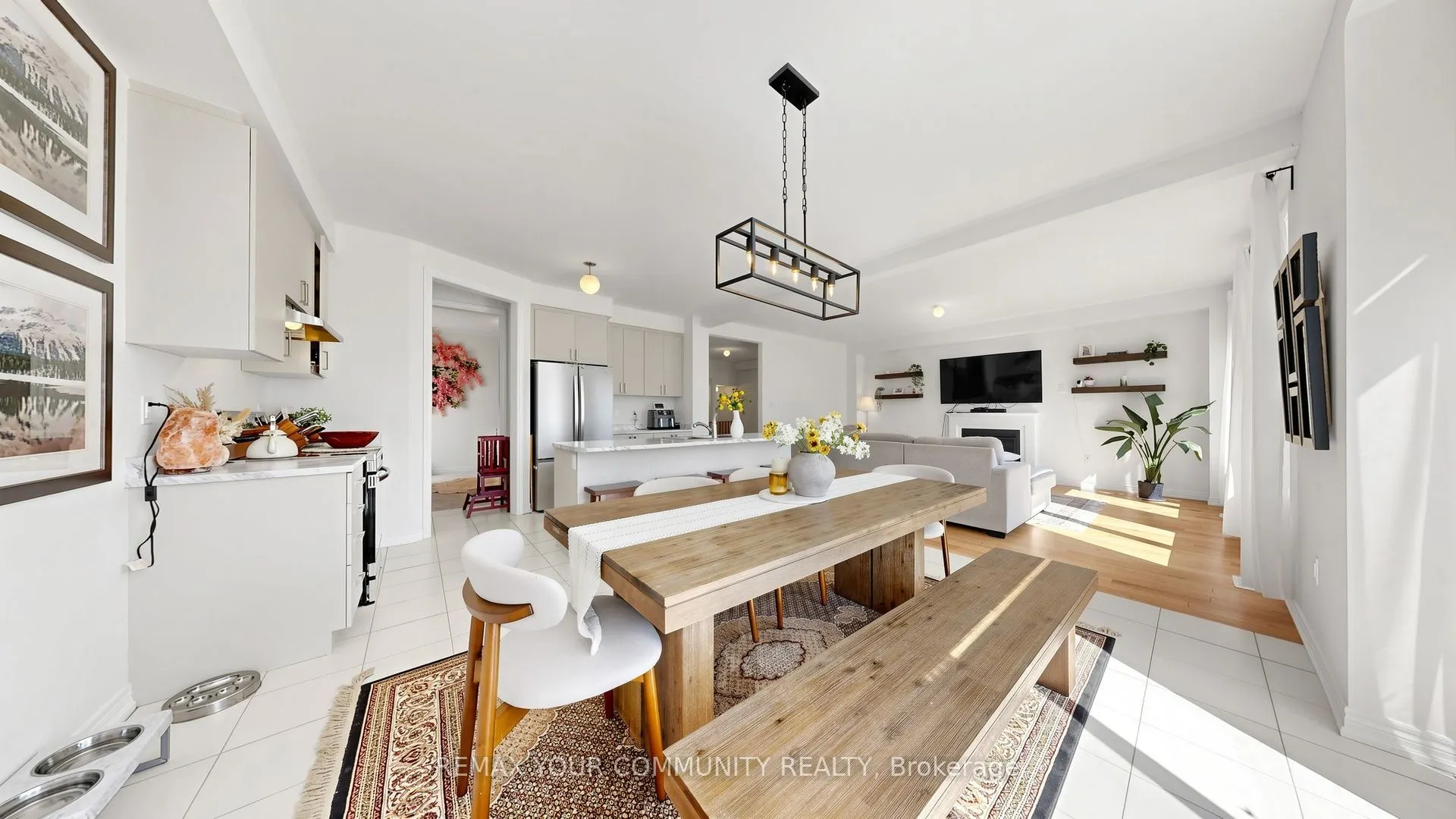 32 Baycroft Boulevard