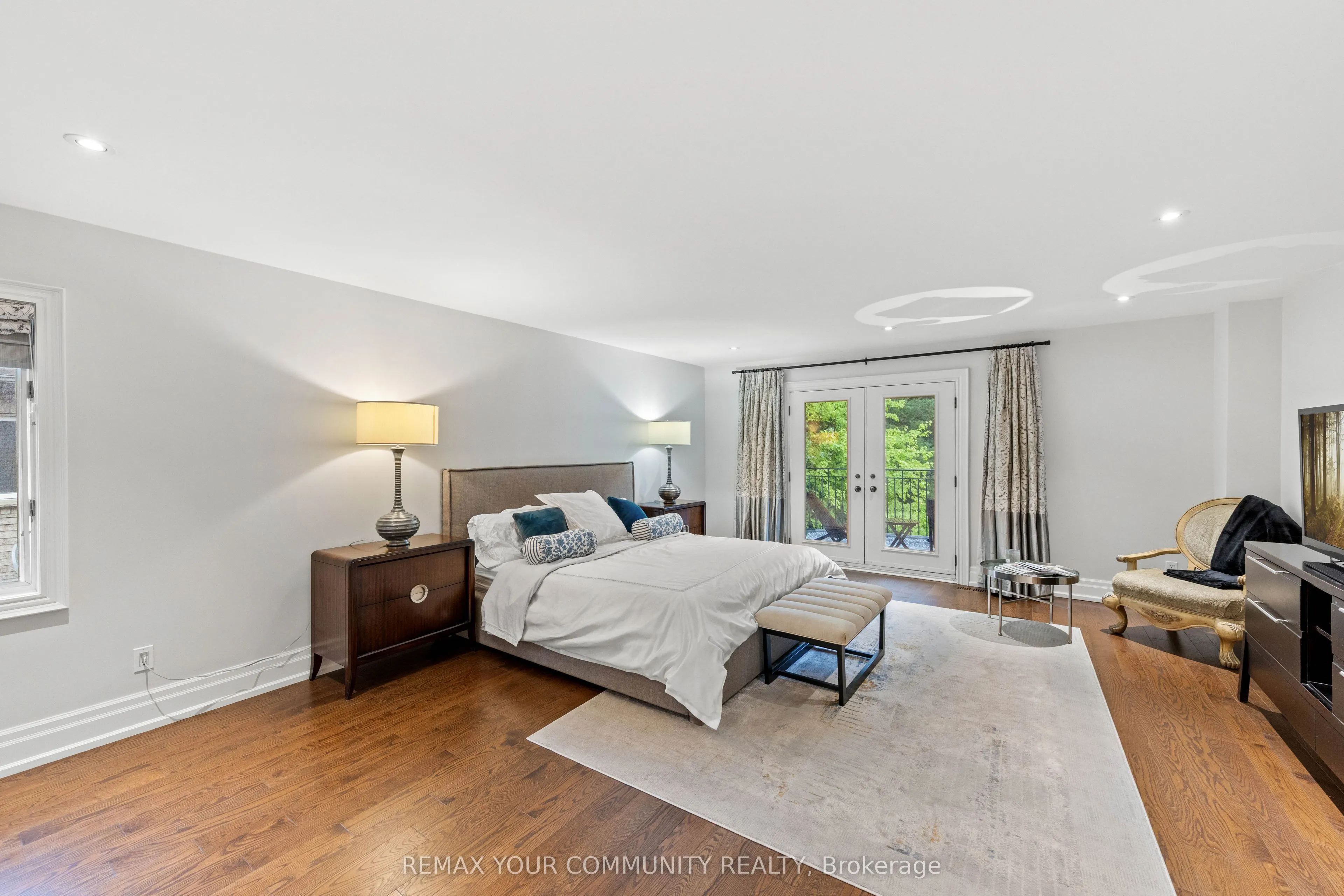 75 Arnold Avenue