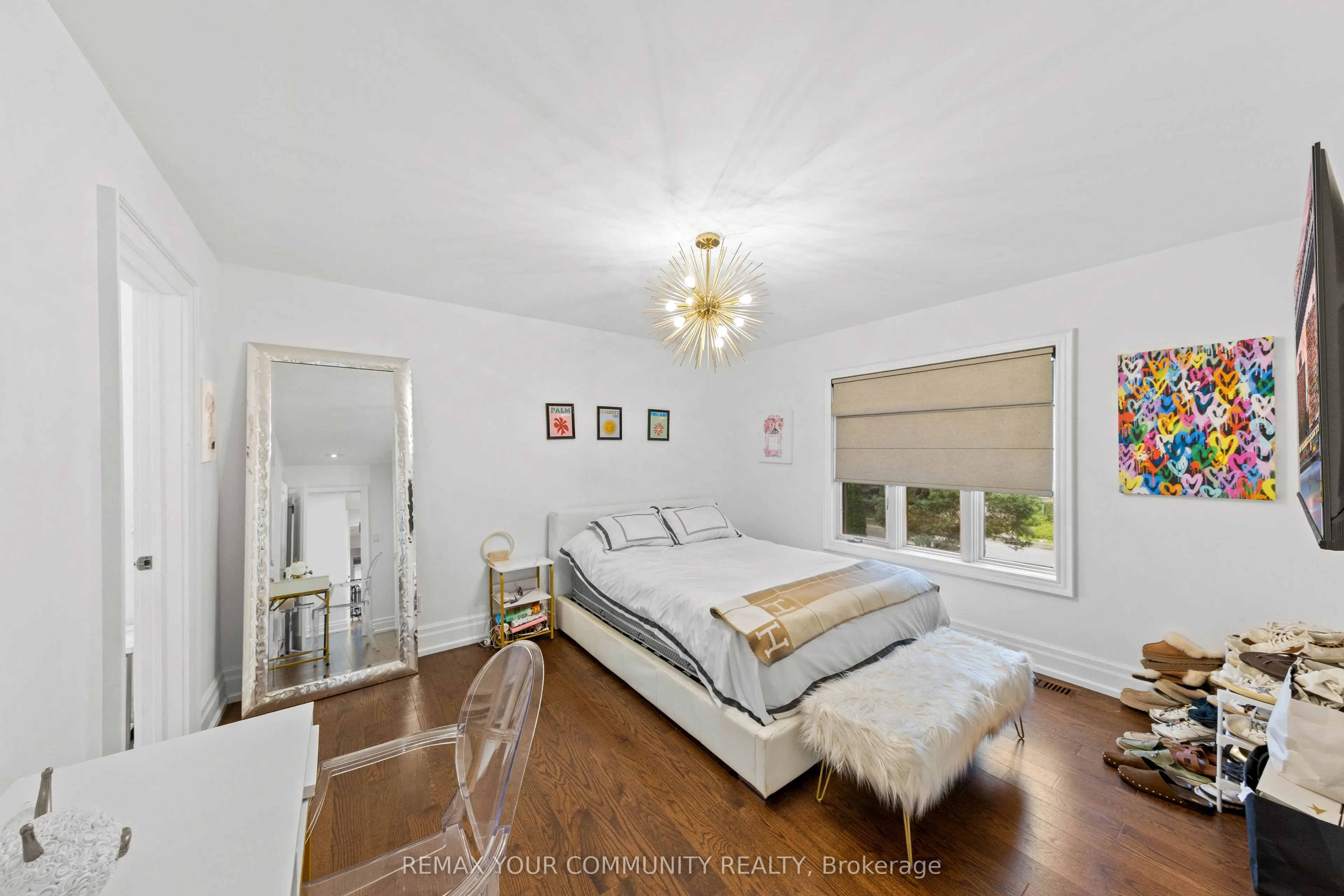 75 Arnold Avenue