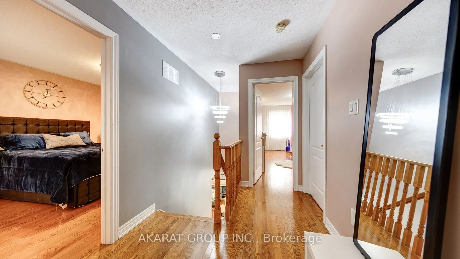28 Saint James Avenue