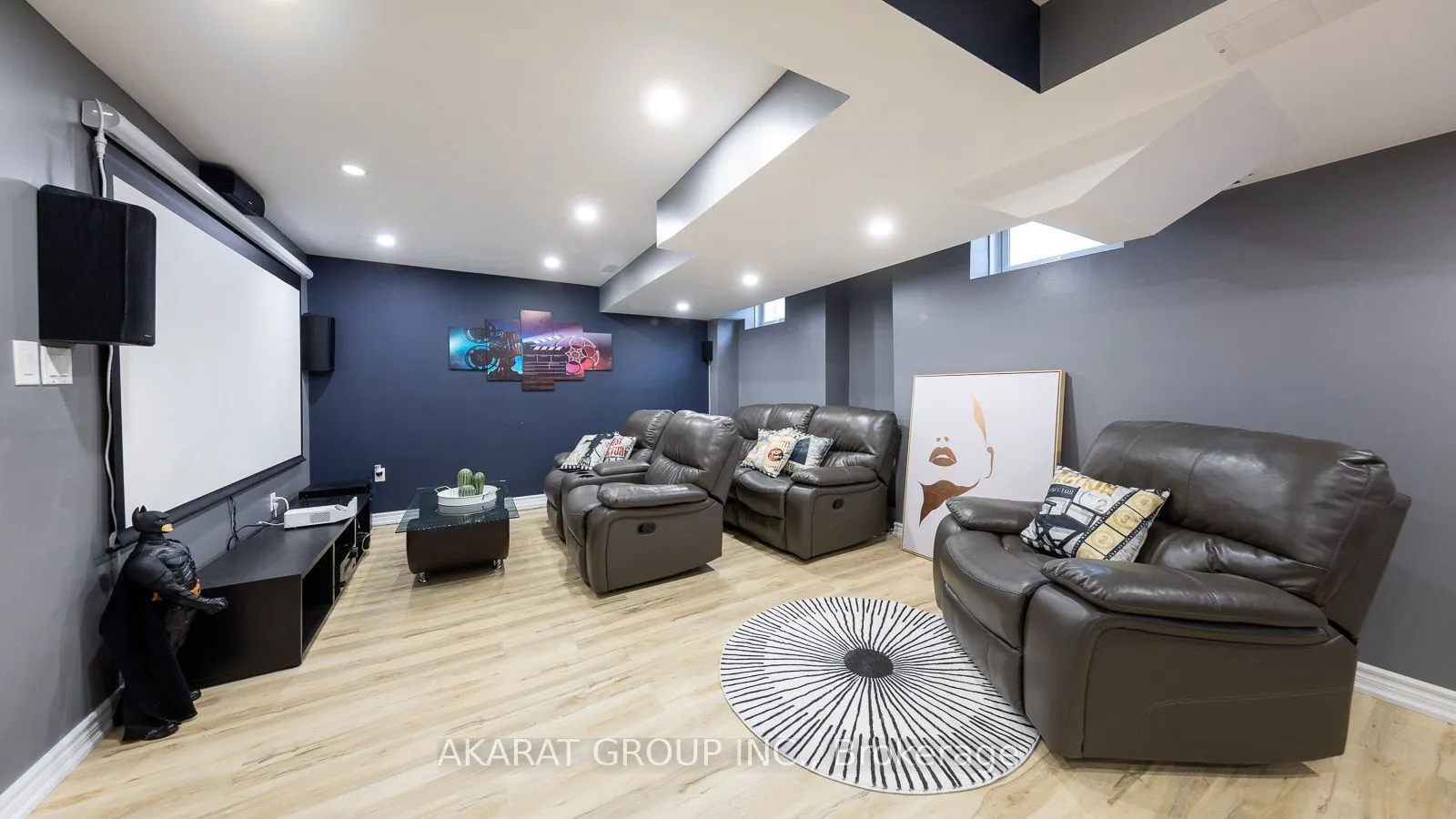 28 Saint James Avenue
