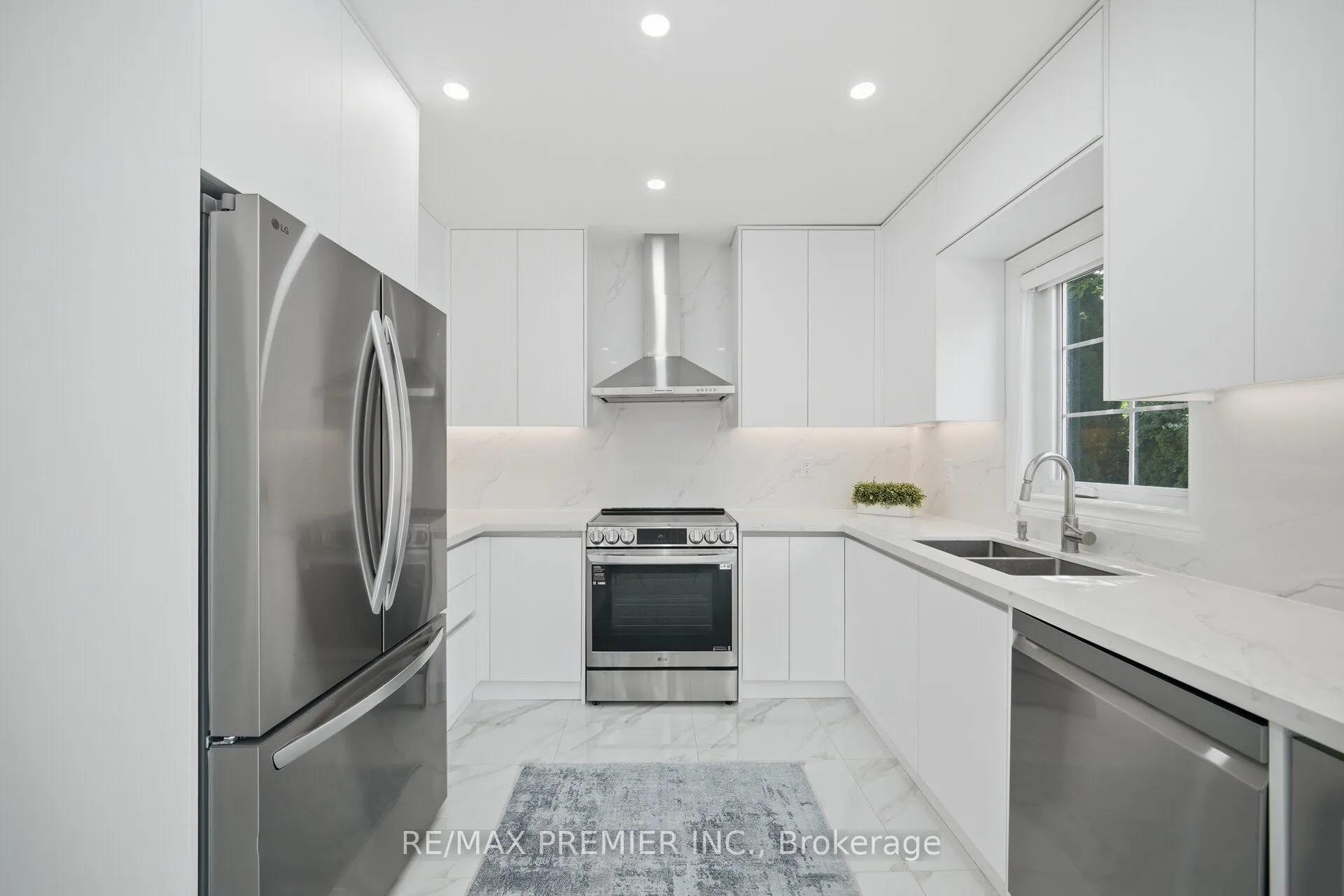 95 Hudson Drive