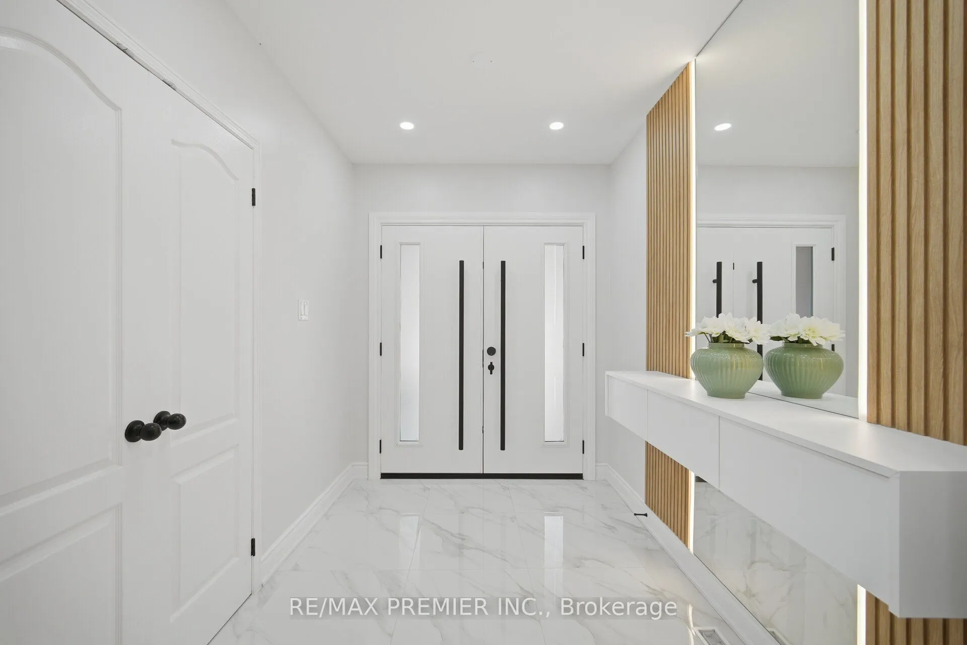 95 Hudson Drive