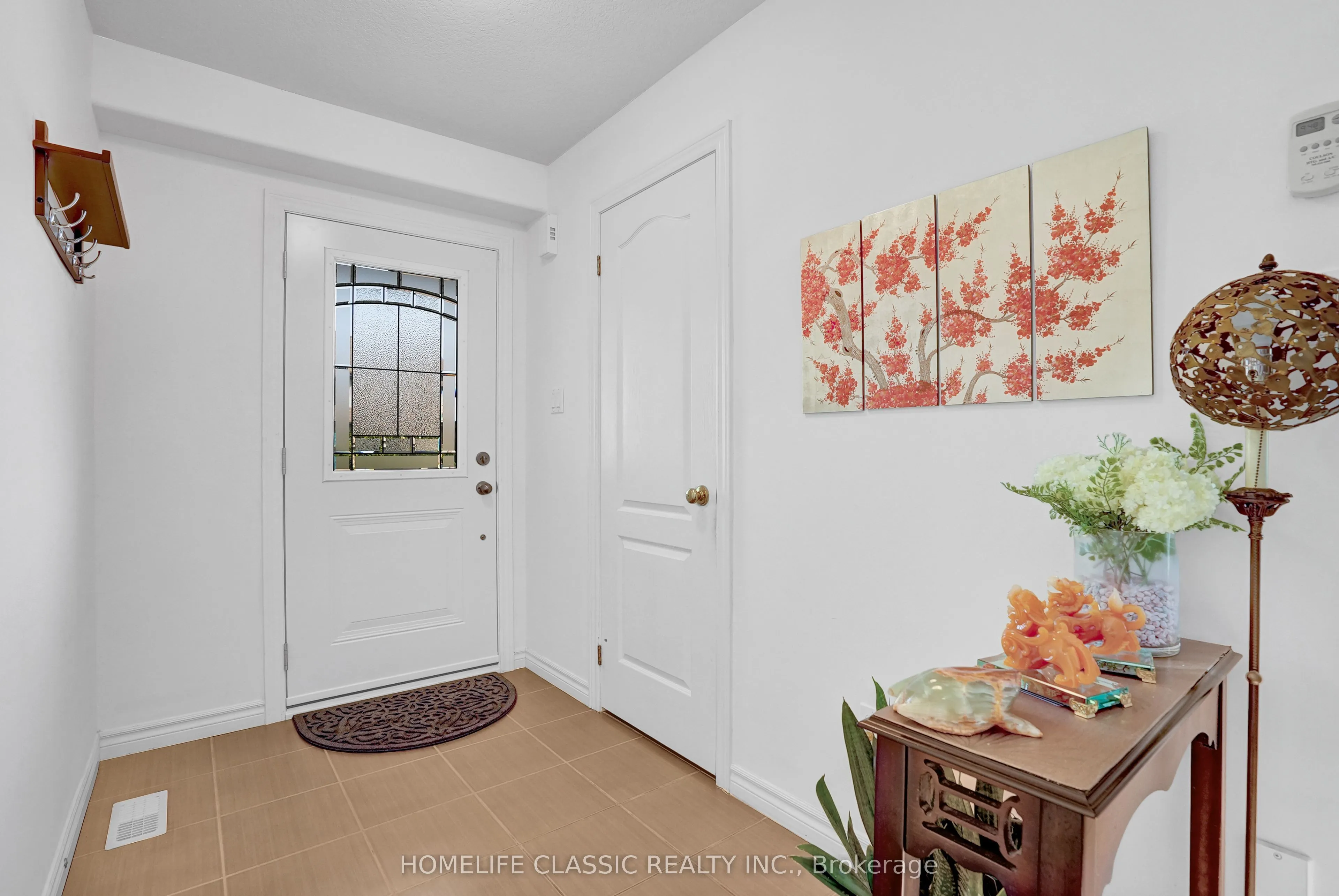 5 IRWIN Crescent