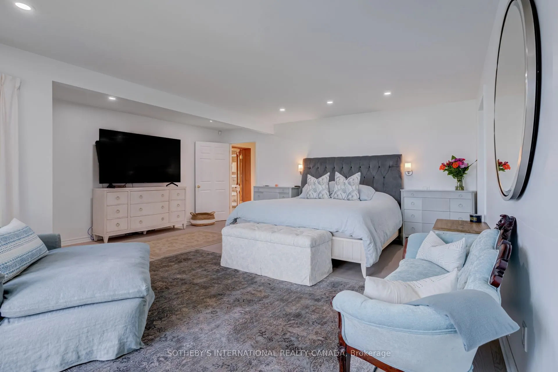 995611 Mono-Adjala Townline