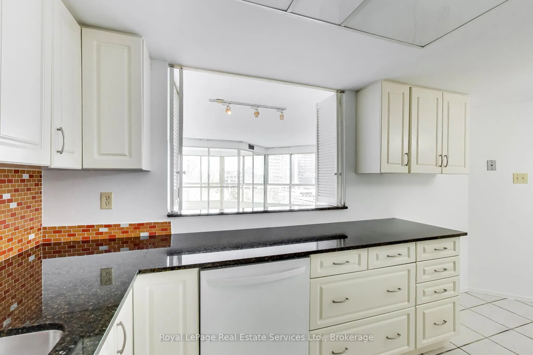 5 Weldrick Road W #611