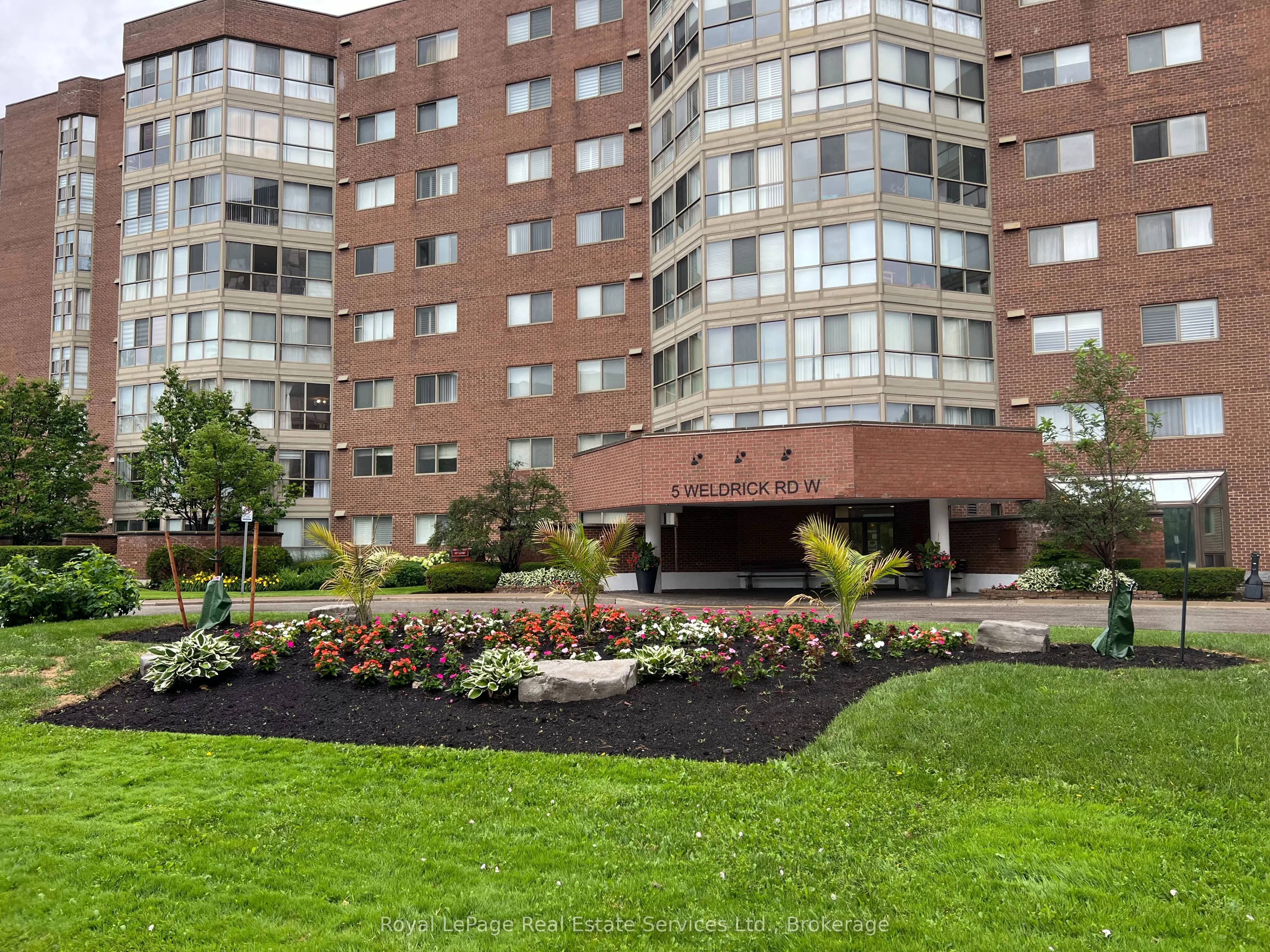 5 Weldrick Road W #611