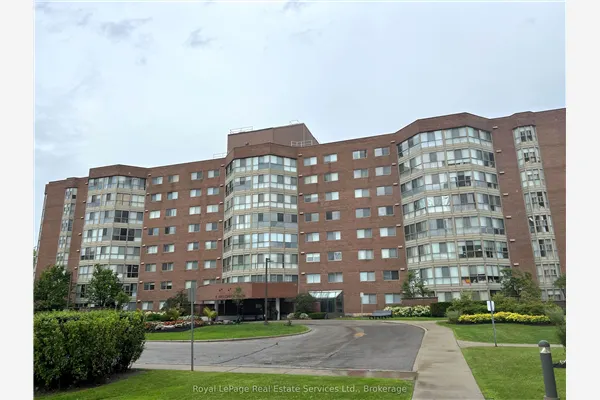 5 Weldrick Road W