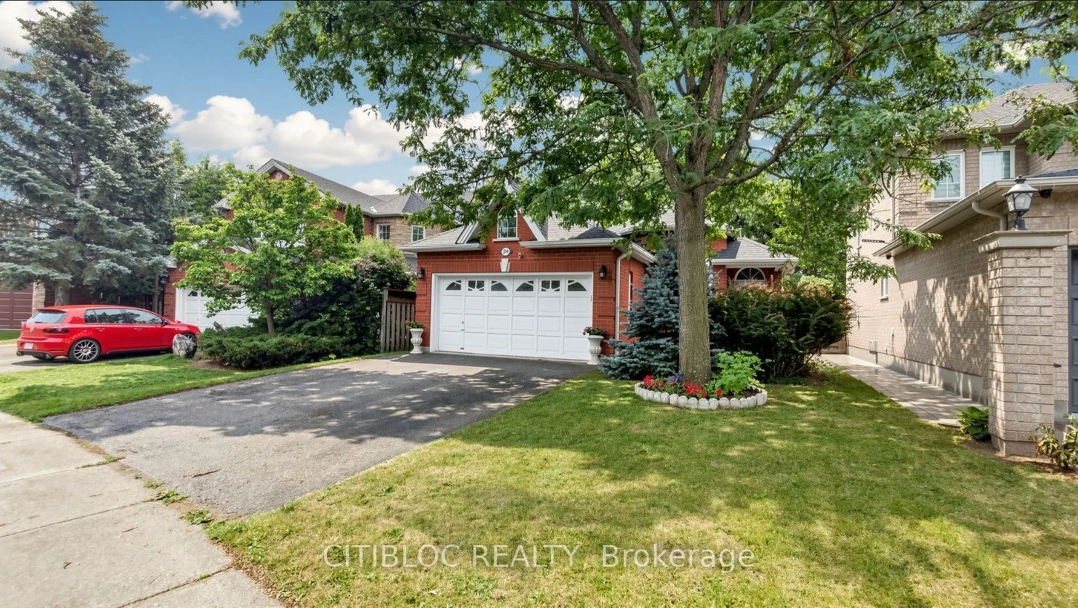 299 Tupper Boulevard