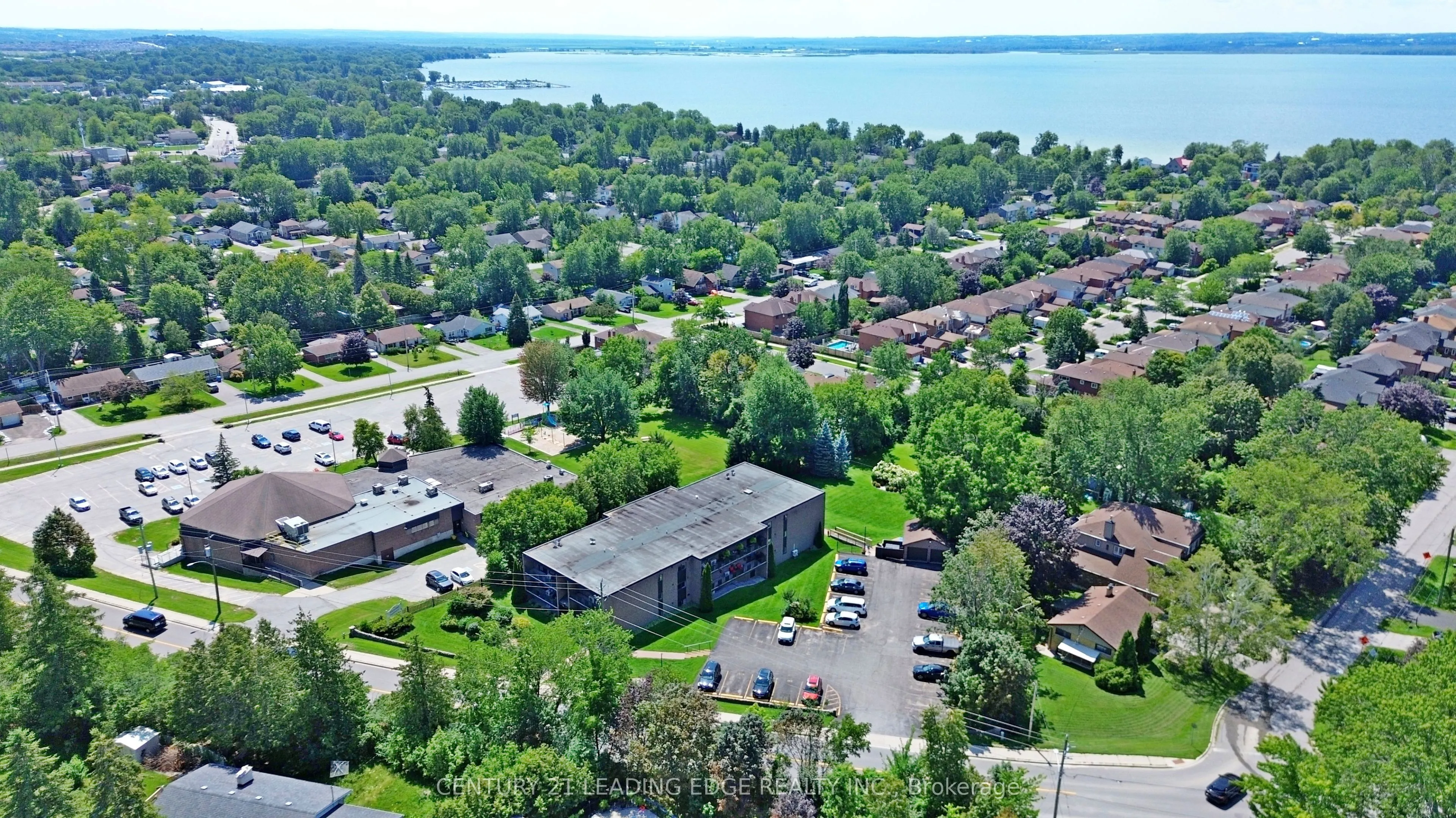 74 The Queensway S #206