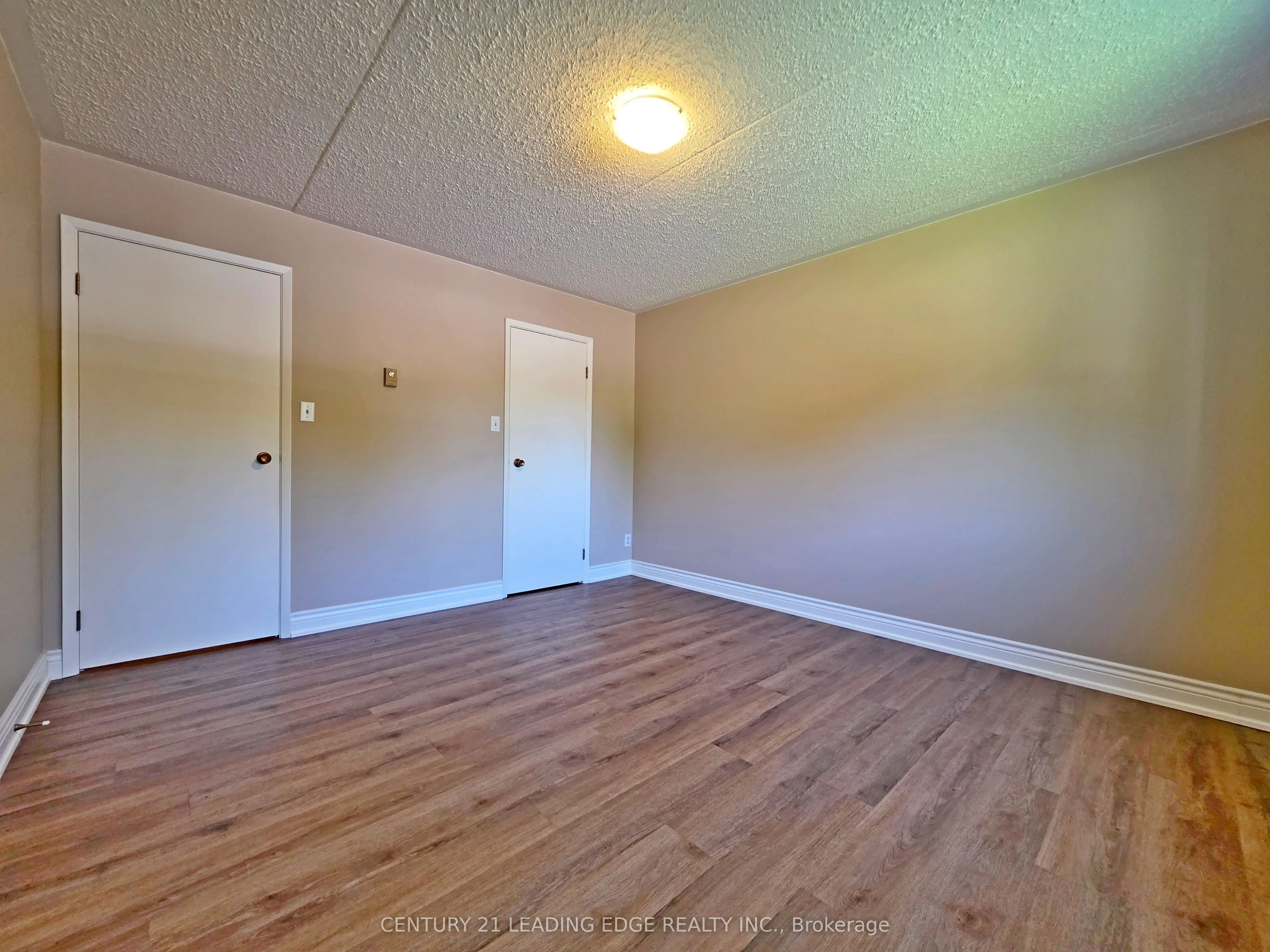 74 The Queensway S #206